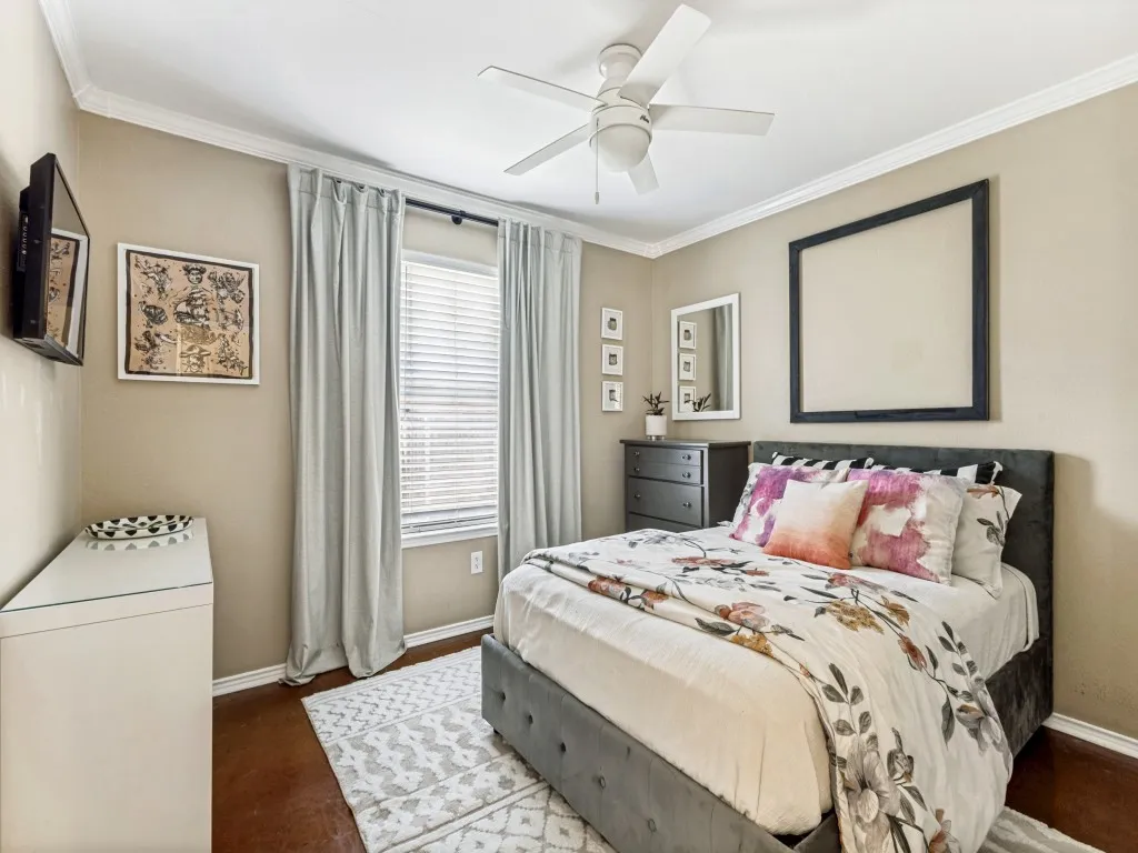Single Family Residence For Sale in Collin County , 808 Canyon Valley Drive, Mc Kinney, Texas 75071, 3 Bedroom, 2 Bathroom, 2 Garage spaces, 1,601 Sqft, built in 1993, mls#21329489, Real Estate Agent in Mc Kinney, Homes For Sale in Collin county, Homes For Sale in Mc Kinney, Realtor in Mc Kinney Texas, Real Estate Brokerage Independent Realty Texas, Luminita Cordes Realtor