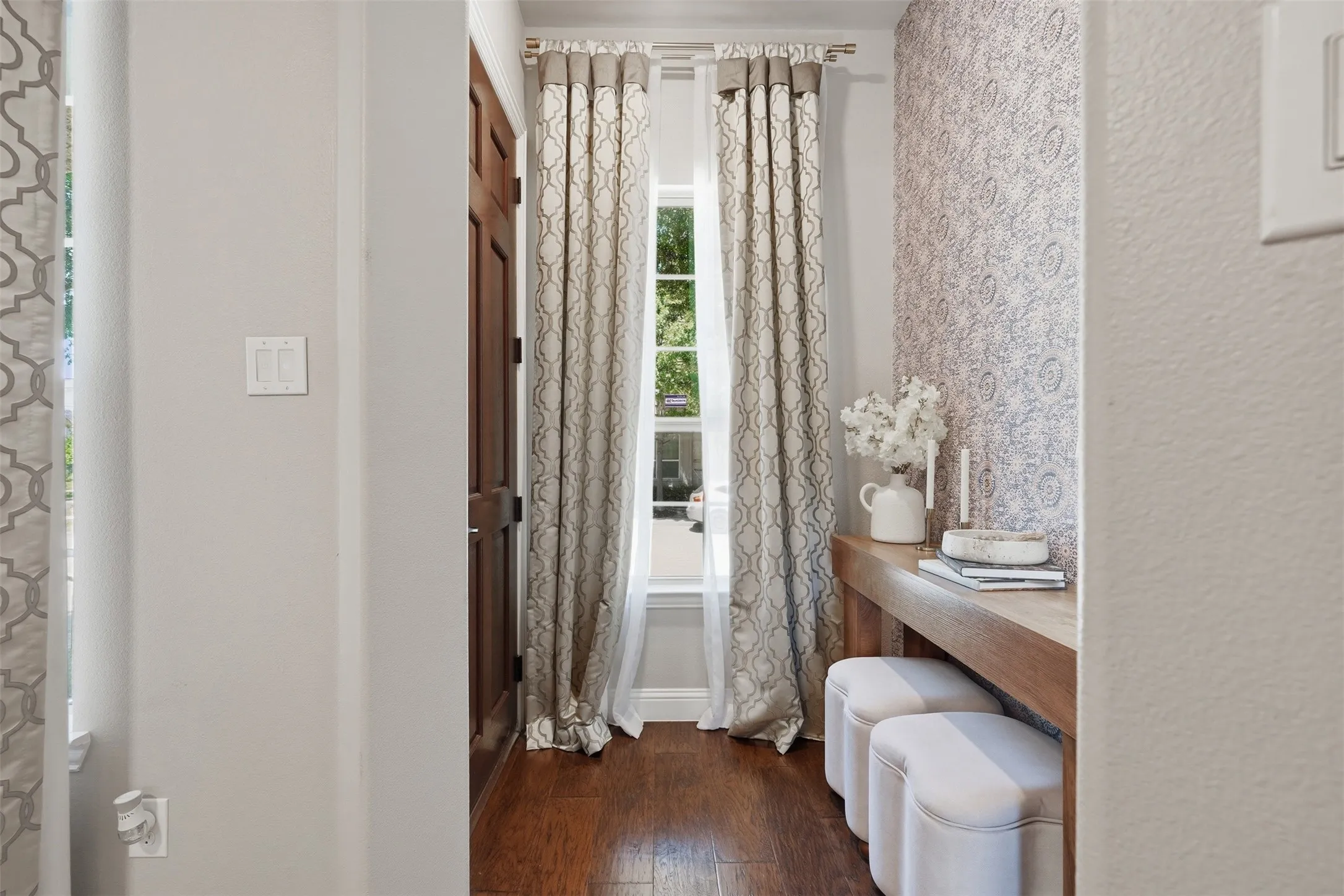Townhouse For Sale in Dallas County , 853 Rohan Drive, Richardson, Texas 75081, 3 Bedroom, 3 Bathroom, 2 Garage spaces, 1,887 Sqft, built in 2016, mls#21329518, Real Estate Agent in Richardson, Homes For Sale in Dallas county, Homes For Sale in Richardson, Realtor in Richardson Texas, Real Estate Brokerage Independent Realty Texas, Luminita Cordes Realtor