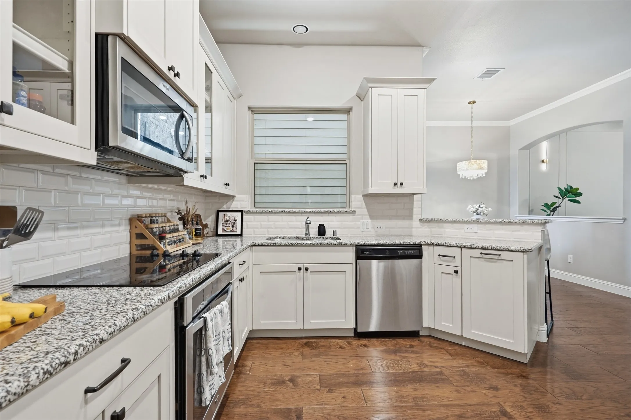 Townhouse For Sale in Dallas County , 853 Rohan Drive, Richardson, Texas 75081, 3 Bedroom, 3 Bathroom, 2 Garage spaces, 1,887 Sqft, built in 2016, mls#21329518, Real Estate Agent in Richardson, Homes For Sale in Dallas county, Homes For Sale in Richardson, Realtor in Richardson Texas, Real Estate Brokerage Independent Realty Texas, Luminita Cordes Realtor