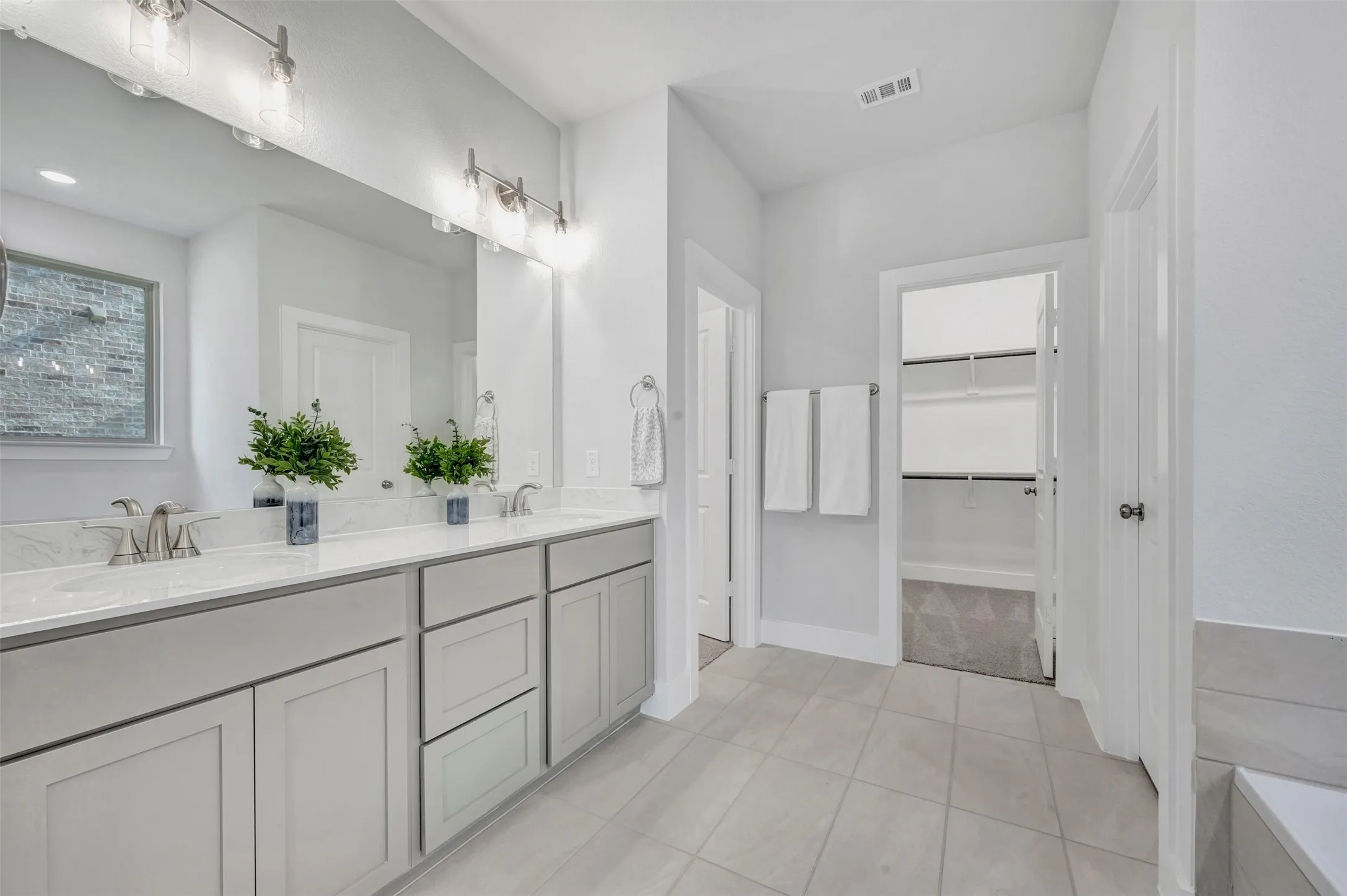 Single Family Residence For Sale in Collin County , 4724 Zinnia Drive, Mc Kinney, Texas 75071, 4 Bedroom, 4 Bathroom, 2 Garage spaces, 3,154 Sqft, built in 2026, mls#21307429, Real Estate Agent in Mc Kinney, Homes For Sale in Collin county, Homes For Sale in Mc Kinney, Realtor in Mc Kinney Texas, Real Estate Brokerage Independent Realty Texas, Luminita Cordes Realtor