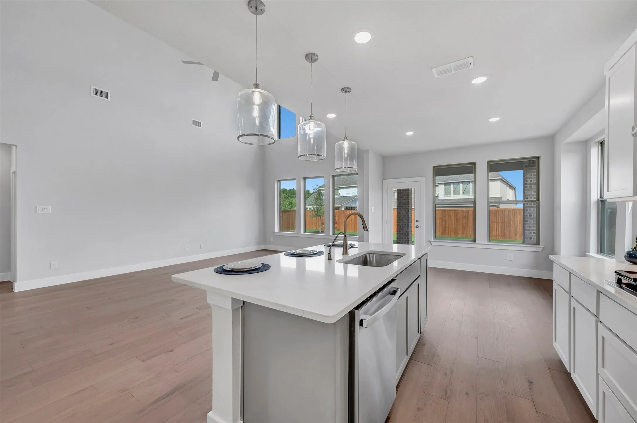 Single Family Residence For Sale in Collin County , 4724 Zinnia Drive, Mc Kinney, Texas 75071, 4 Bedroom, 4 Bathroom, 2 Garage spaces, 3,154 Sqft, built in 2026, mls#21307429, Real Estate Agent in Mc Kinney, Homes For Sale in Collin county, Homes For Sale in Mc Kinney, Realtor in Mc Kinney Texas, Real Estate Brokerage Independent Realty Texas, Luminita Cordes Realtor