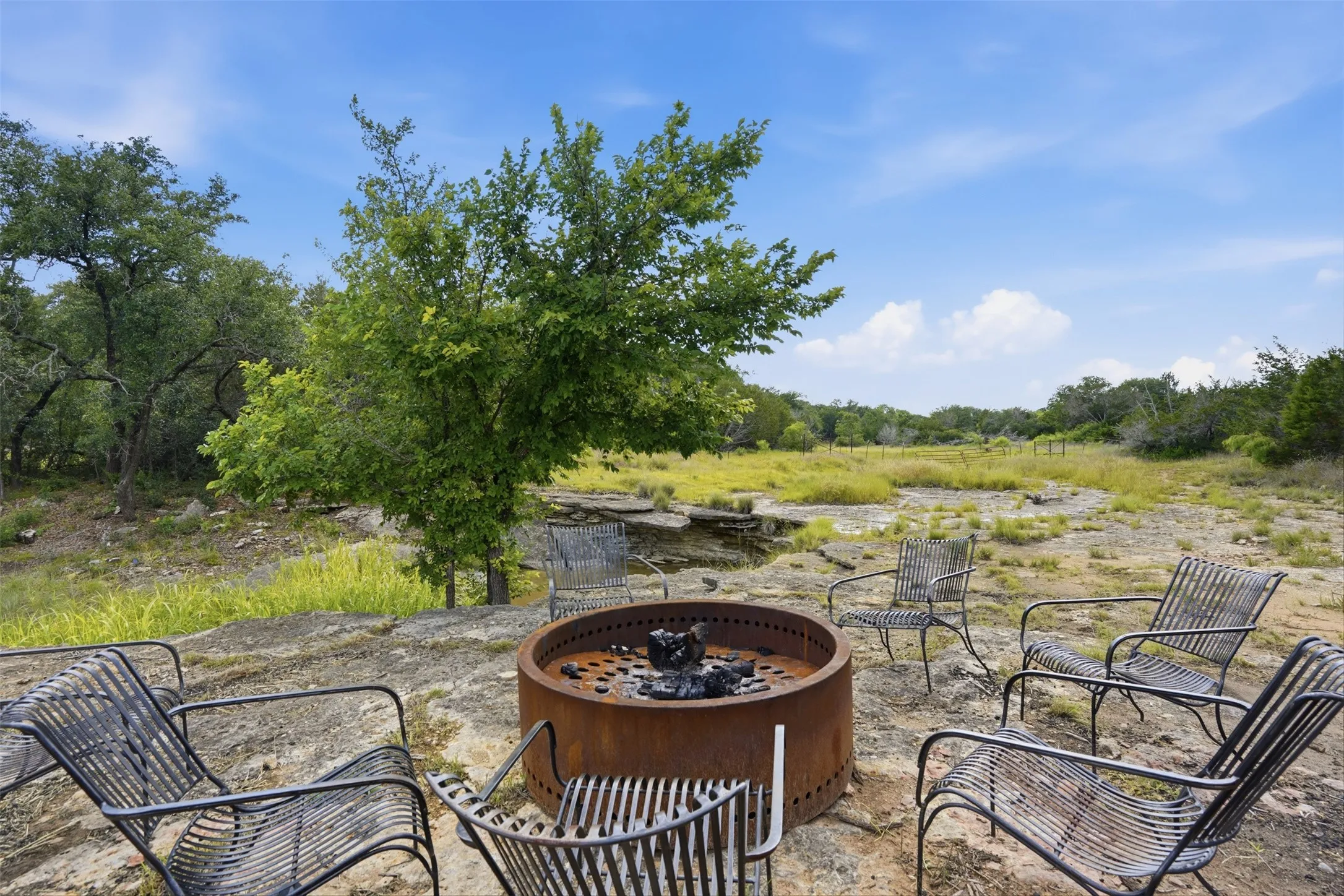 Single Family Residence For Sale in Hood County , 6725 Rollins Road, Granbury, Texas 76049, 4 Bedroom, 3 Bathroom, 2 Garage spaces, 1,628 Sqft, built in 2025, mls#21313234, Real Estate Agent in Granbury, Homes For Sale in Hood county, Homes For Sale in Granbury, Realtor in Granbury Texas, Real Estate Brokerage Independent Realty Texas, Luminita Cordes Realtor
