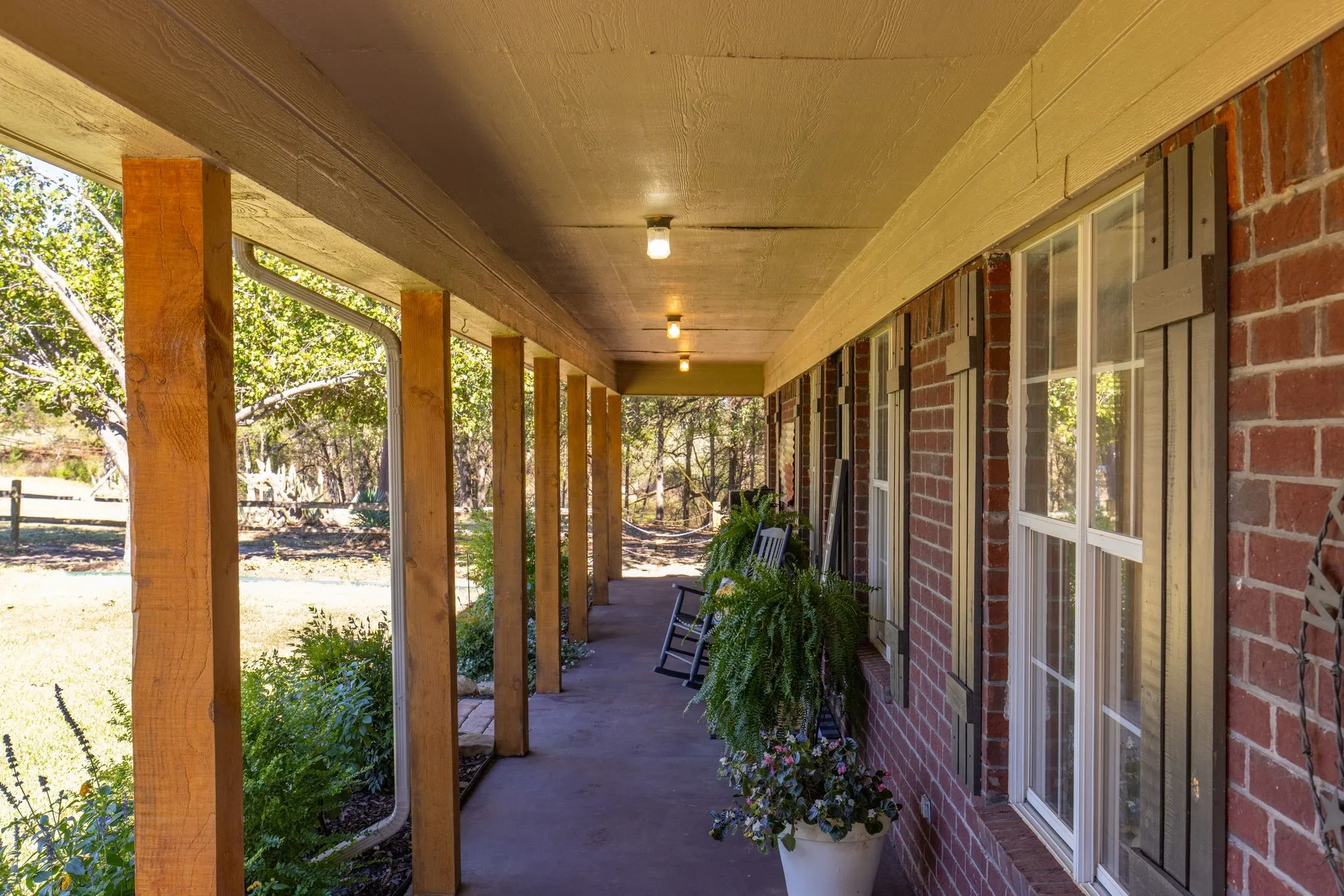 View of patio / terrace with covered porch