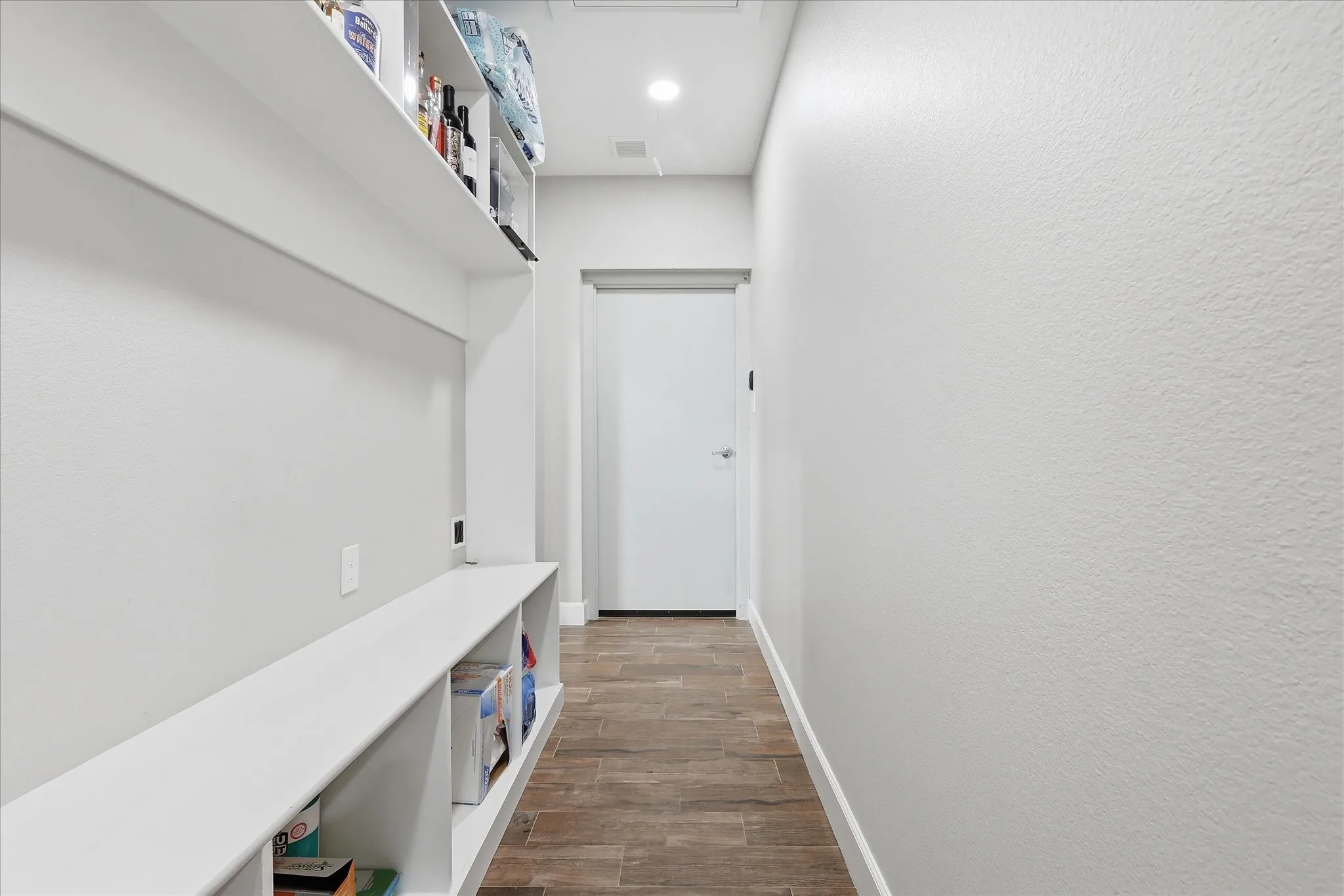 Single Family Residence For Sale in Ellis County , 10061 Fm 66, Grandview, Texas 76050, 2 Bedroom, 2 Bathroom, 2 Garage spaces, 1,047 Sqft, built in 2023, mls#21329835, Real Estate Agent in Grandview, Homes For Sale in Ellis county, Homes For Sale in Grandview, Realtor in Grandview Texas, Real Estate Brokerage Independent Realty Texas, Luminita Cordes Realtor