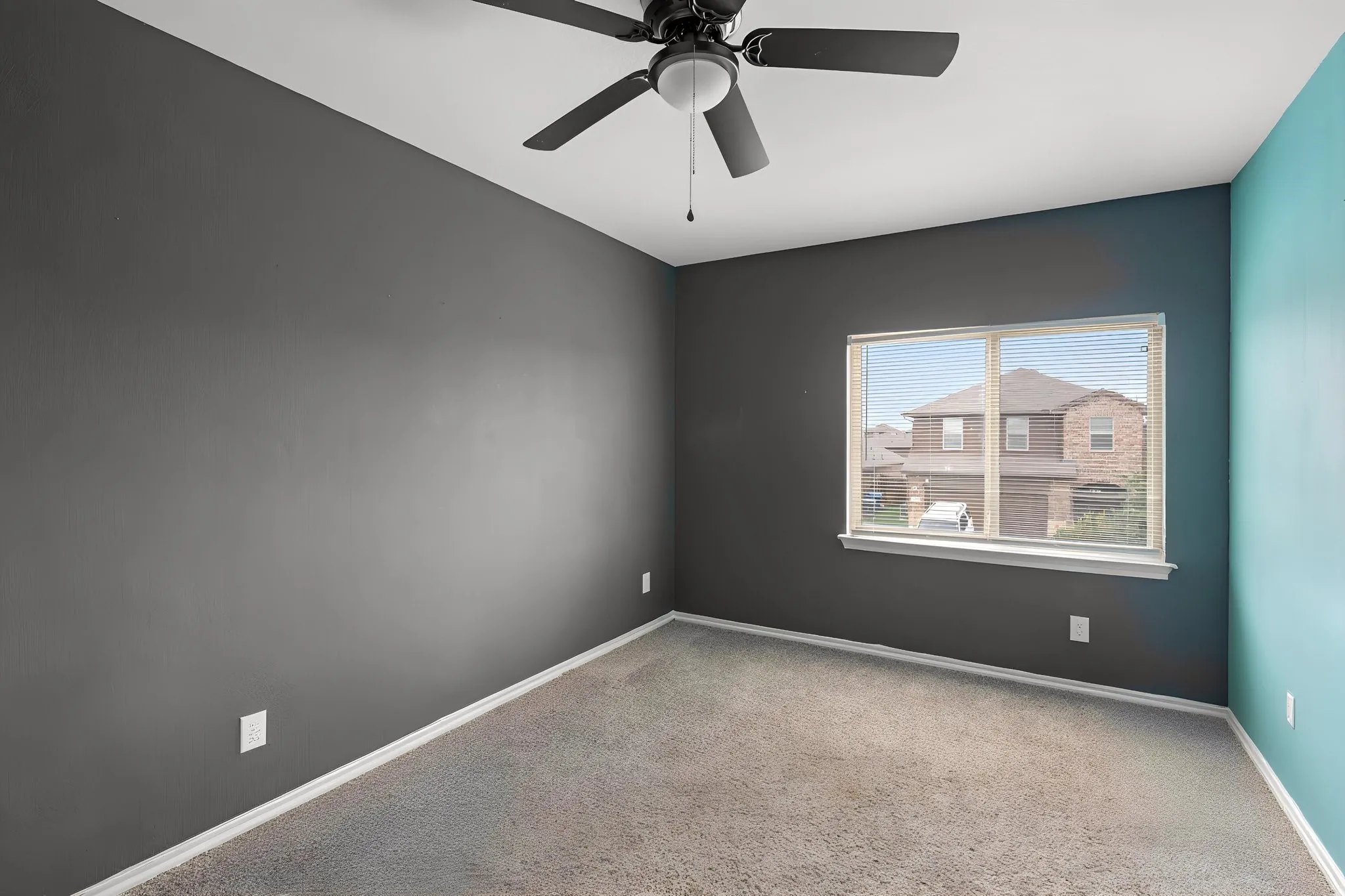 Single Family Residence For Sale in Kaufman County , 1294 Delmita Drive, Forney, Texas 75126, 4 Bedroom, 3 Bathroom, 2 Garage spaces, 2,254 Sqft, built in 2021, mls#21323870, Real Estate Agent in Forney, Homes For Sale in Kaufman county, Homes For Sale in Forney, Realtor in Forney Texas, Real Estate Brokerage Independent Realty Texas, Luminita Cordes Realtor
