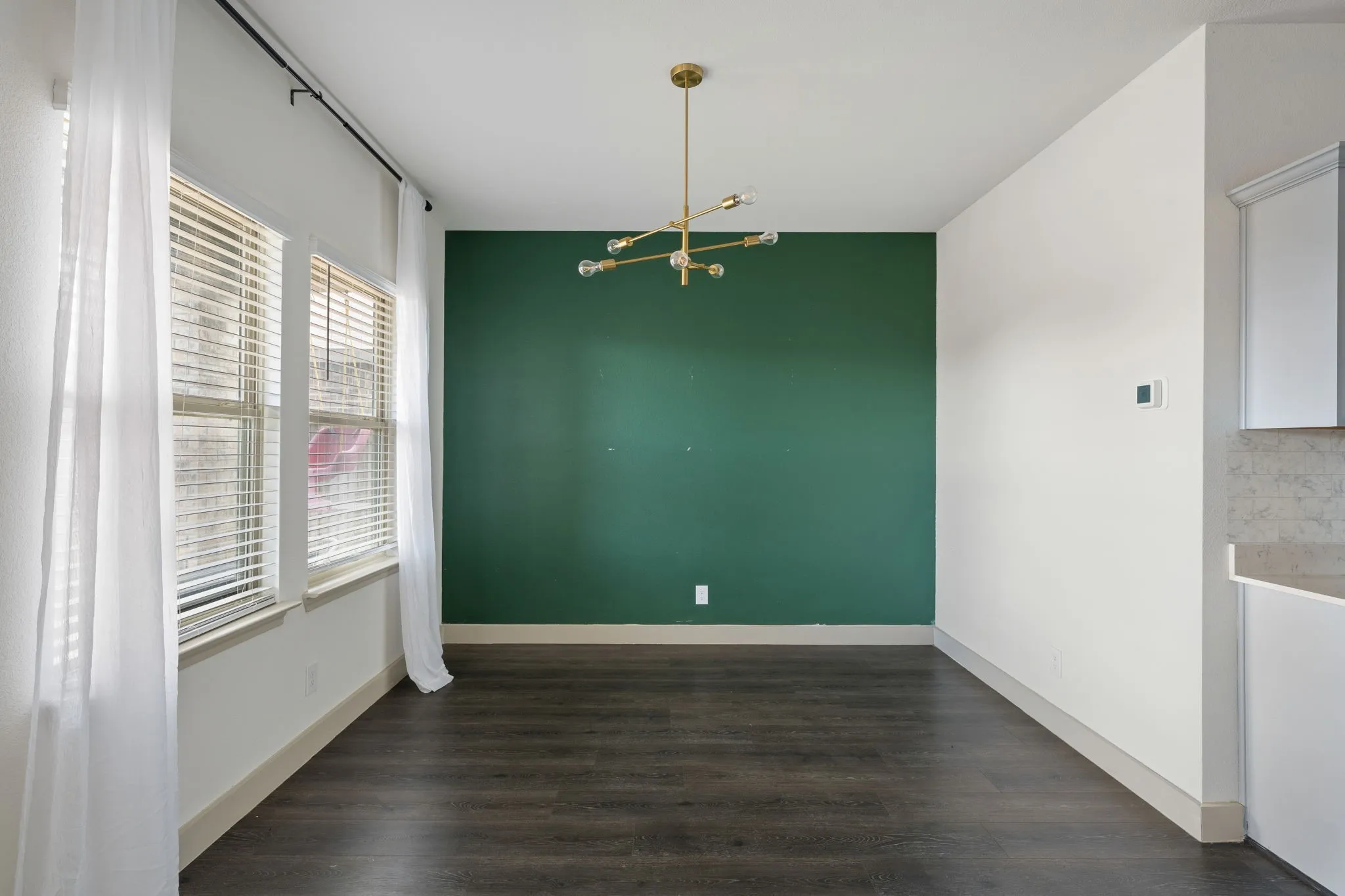Single Family Residence For Sale in Kaufman County , 1294 Delmita Drive, Forney, Texas 75126, 4 Bedroom, 3 Bathroom, 2 Garage spaces, 2,254 Sqft, built in 2021, mls#21323870, Real Estate Agent in Forney, Homes For Sale in Kaufman county, Homes For Sale in Forney, Realtor in Forney Texas, Real Estate Brokerage Independent Realty Texas, Luminita Cordes Realtor