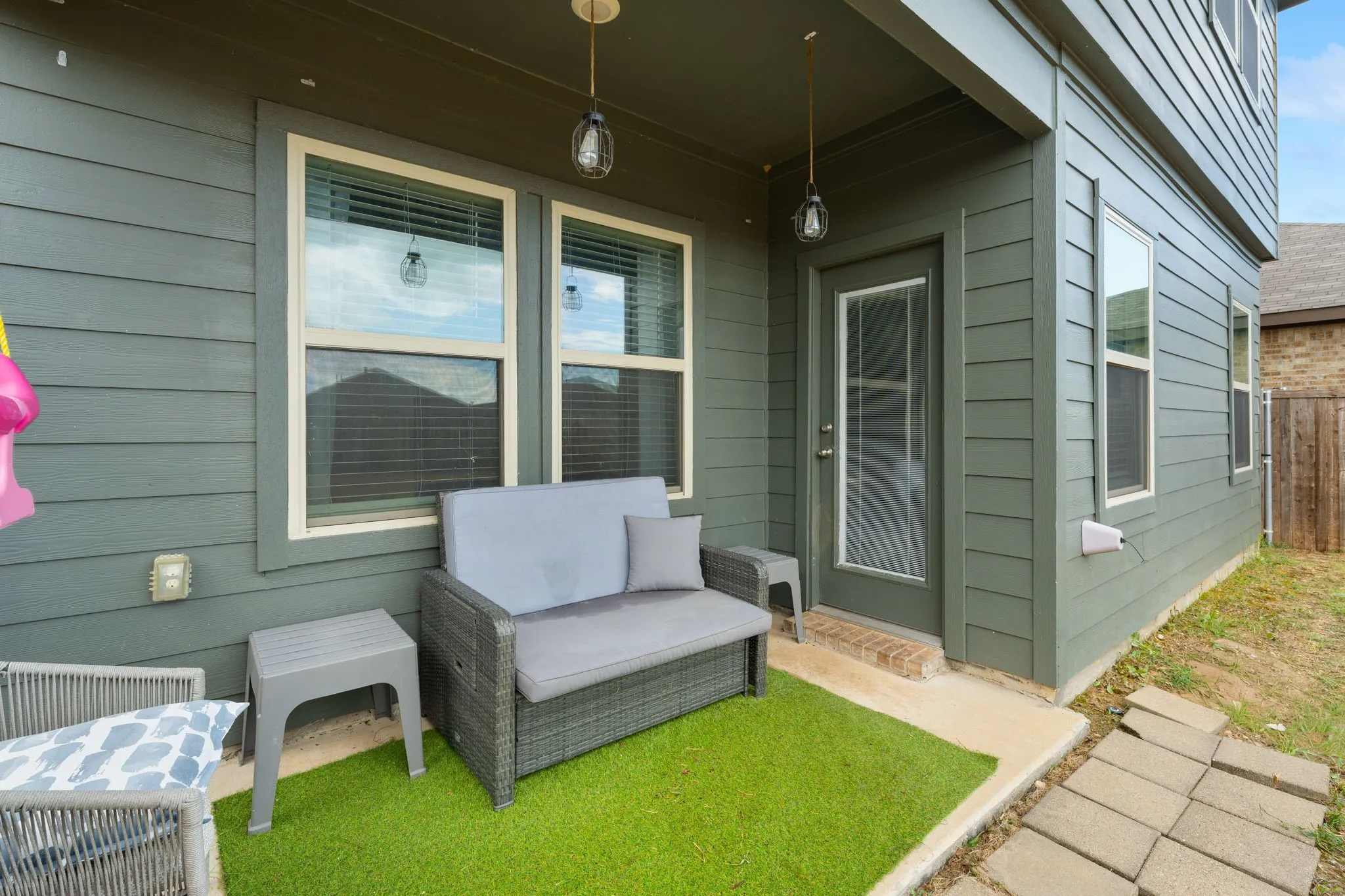 Single Family Residence For Sale in Kaufman County , 1294 Delmita Drive, Forney, Texas 75126, 4 Bedroom, 3 Bathroom, 2 Garage spaces, 2,254 Sqft, built in 2021, mls#21323870, Real Estate Agent in Forney, Homes For Sale in Kaufman county, Homes For Sale in Forney, Realtor in Forney Texas, Real Estate Brokerage Independent Realty Texas, Luminita Cordes Realtor
