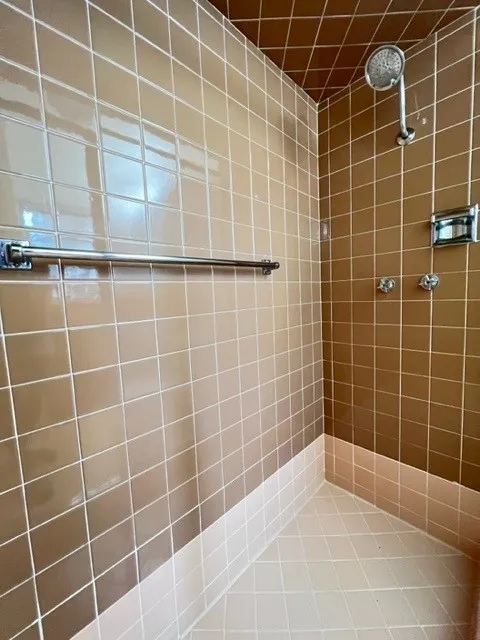 Single Family Residence For Rent in Dallas County , 7215 Clemson Drive, Dallas, Texas 75214, 3 Bedroom, 2 Bathroom, 1 Garage spaces, 1,599 Sqft, built in 1956, mls#21330884, Real Estate Agent in Dallas, Homes For Rent in Dallas county, Homes For Rent in Dallas, Realtor in Dallas Texas, Real Estate Brokerage Independent Realty Texas, Luminita Cordes Realtor