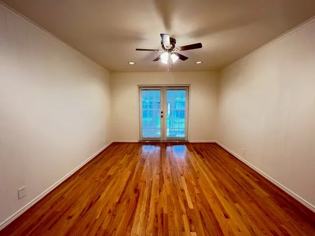 Single Family Residence For Rent in Dallas County , 7215 Clemson Drive, Dallas, Texas 75214, 3 Bedroom, 2 Bathroom, 1 Garage spaces, 1,599 Sqft, built in 1956, mls#21330884, Real Estate Agent in Dallas, Homes For Rent in Dallas county, Homes For Rent in Dallas, Realtor in Dallas Texas, Real Estate Brokerage Independent Realty Texas, Luminita Cordes Realtor