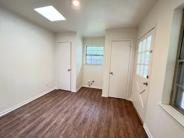 Single Family Residence For Rent in Dallas County , 7215 Clemson Drive, Dallas, Texas 75214, 3 Bedroom, 2 Bathroom, 1 Garage spaces, 1,599 Sqft, built in 1956, mls#21330884, Real Estate Agent in Dallas, Homes For Rent in Dallas county, Homes For Rent in Dallas, Realtor in Dallas Texas, Real Estate Brokerage Independent Realty Texas, Luminita Cordes Realtor