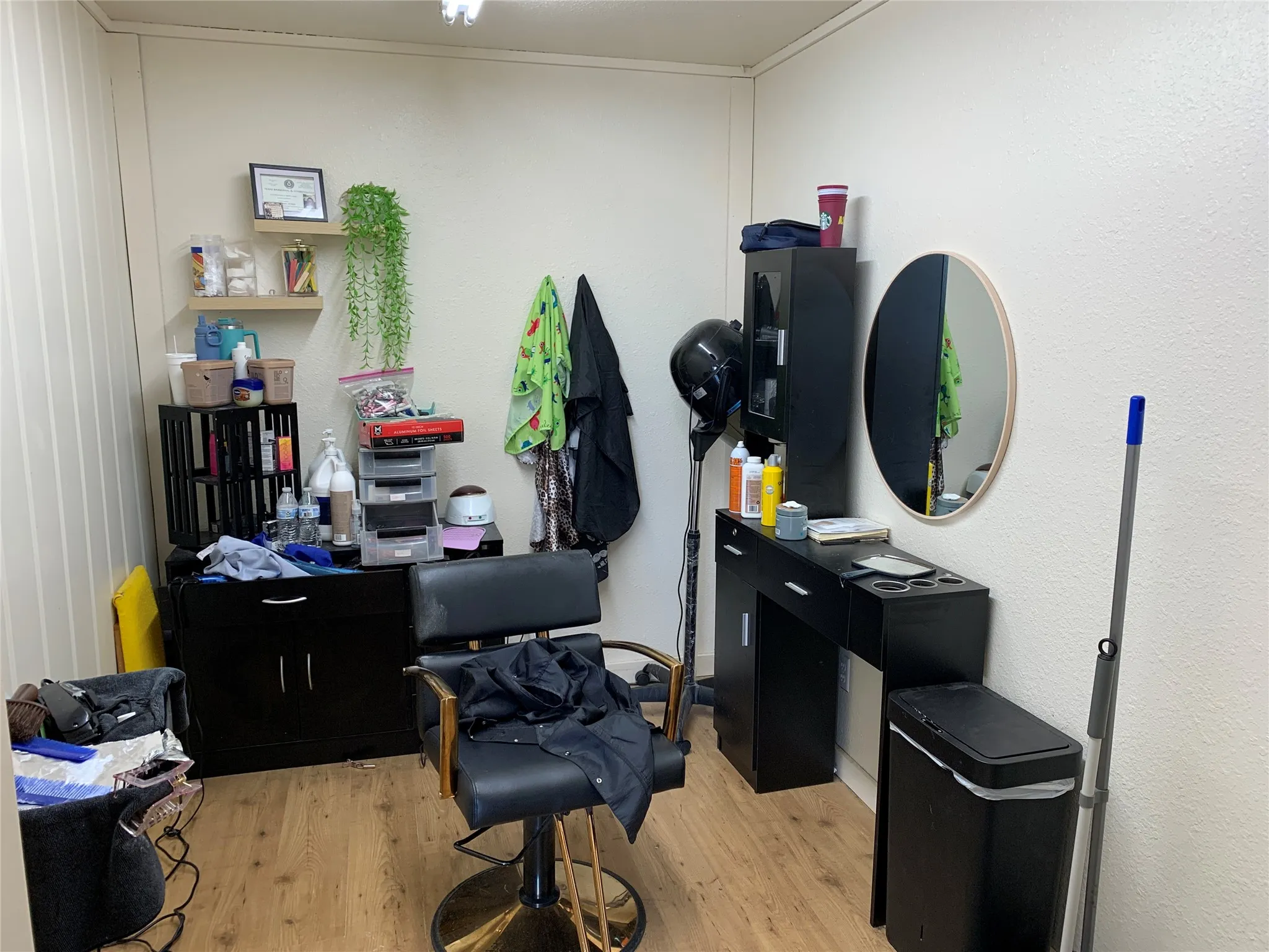 Office For Sale in Henderson County , 201 US Highway 175 Street W, Athens, Texas 75751, 0, 0, Garage spaces, 0 Sqft, built in 1960, mls#21331071, Real Estate Agent in Athens, Homes For Sale in Henderson county, Homes For Sale in Athens, Realtor in Athens Texas, Real Estate Brokerage Independent Realty Texas, Luminita Cordes Realtor