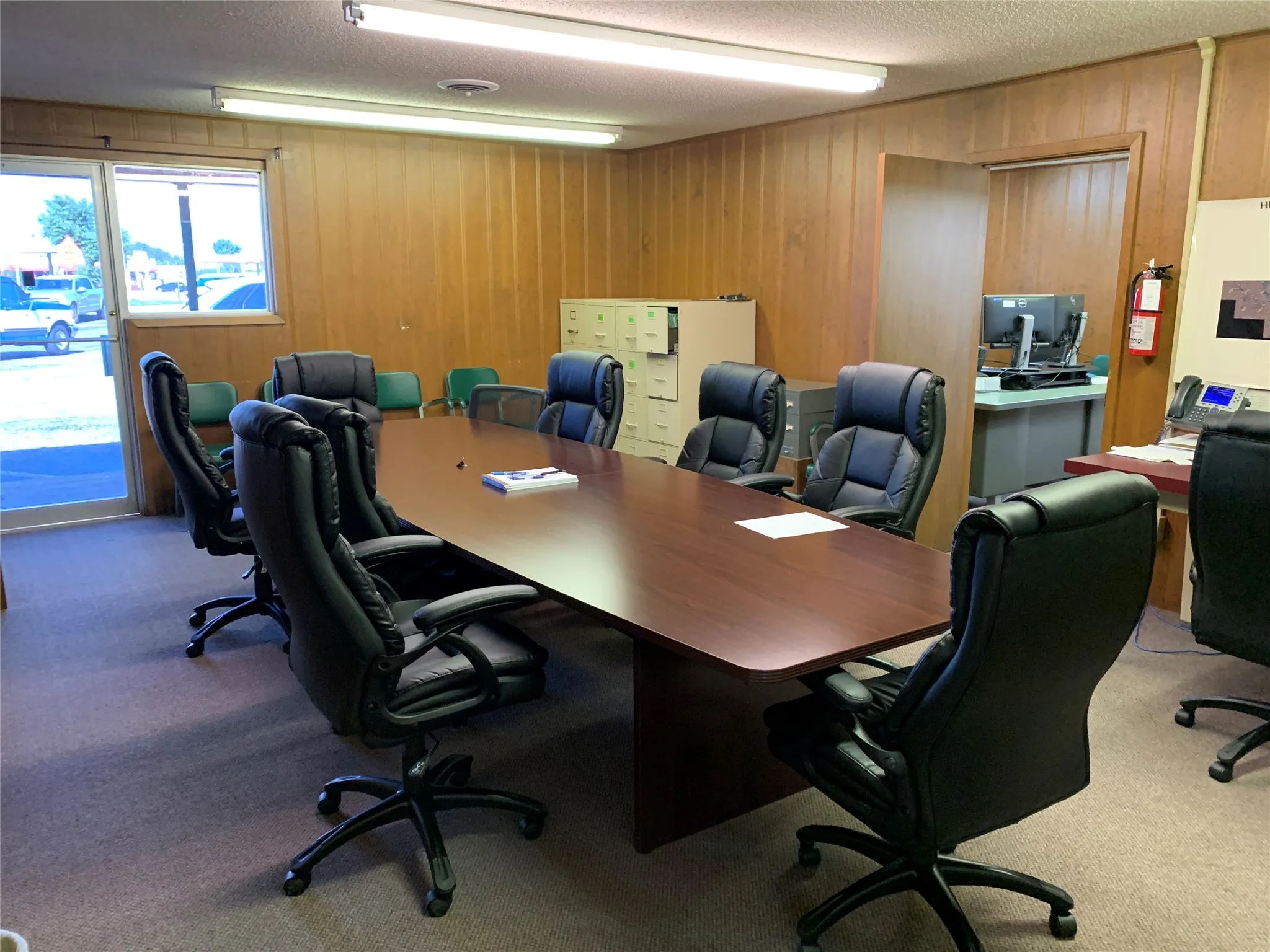 Office For Sale in Henderson County , 201 US Highway 175 Street W, Athens, Texas 75751, 0, 0, Garage spaces, 0 Sqft, built in 1960, mls#21331071, Real Estate Agent in Athens, Homes For Sale in Henderson county, Homes For Sale in Athens, Realtor in Athens Texas, Real Estate Brokerage Independent Realty Texas, Luminita Cordes Realtor
