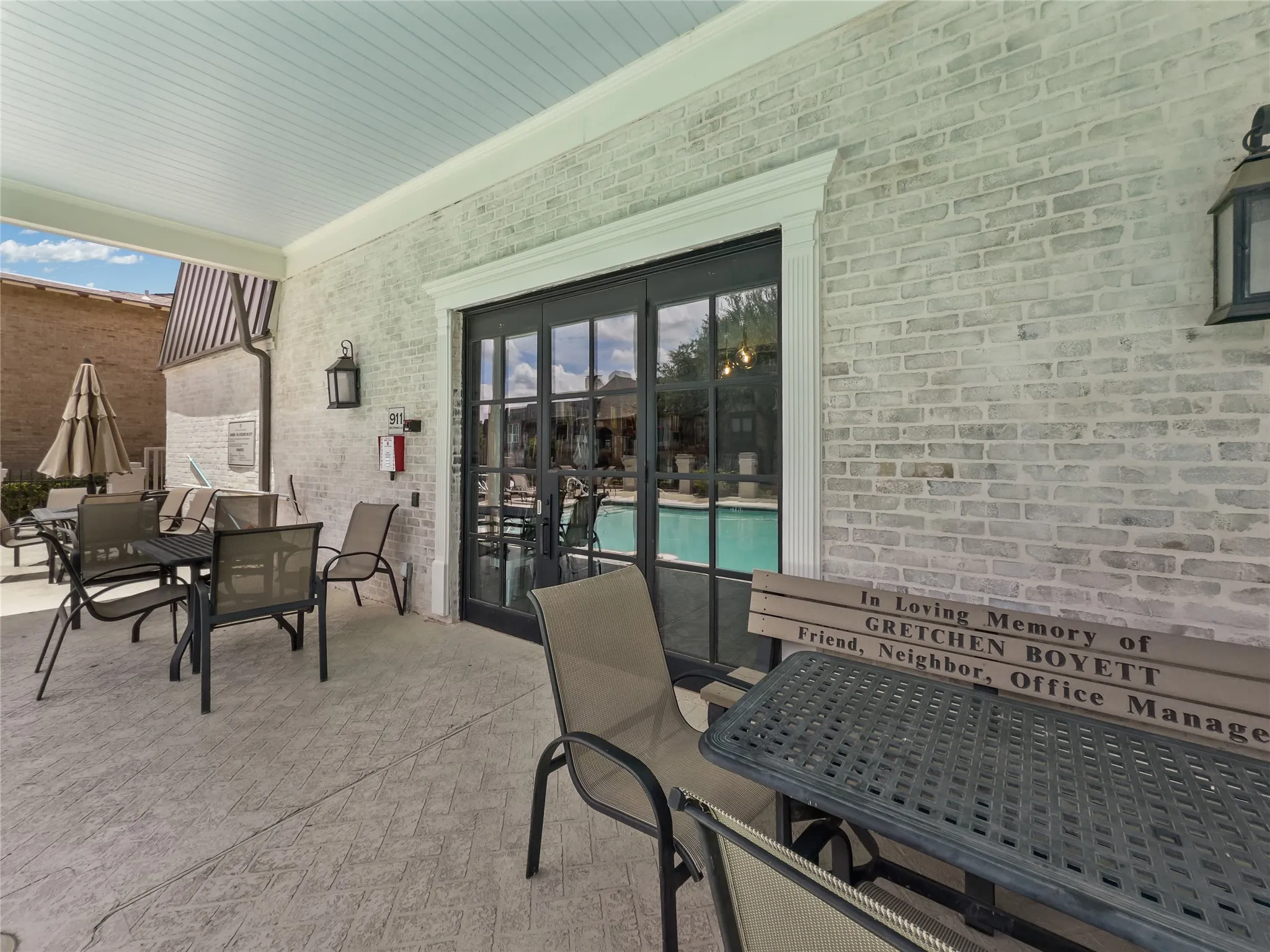 Condominium For Sale in Dallas County , 15922 Club Crest Drive 2107, Dallas, Texas 75248, 1 Bedroom, 1 Bathroom, Garage spaces, 691 Sqft, built in 1968, mls#21331014, Real Estate Agent in Dallas, Homes For Sale in Dallas county, Homes For Sale in Dallas, Realtor in Dallas Texas, Real Estate Brokerage Independent Realty Texas, Luminita Cordes Realtor