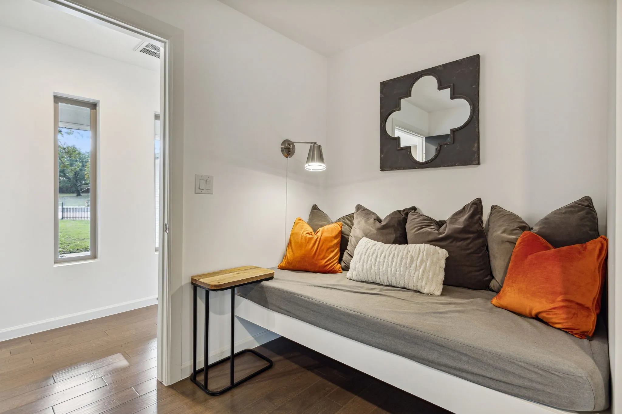 Built in day-bed is a nice addition to this second bedroom
