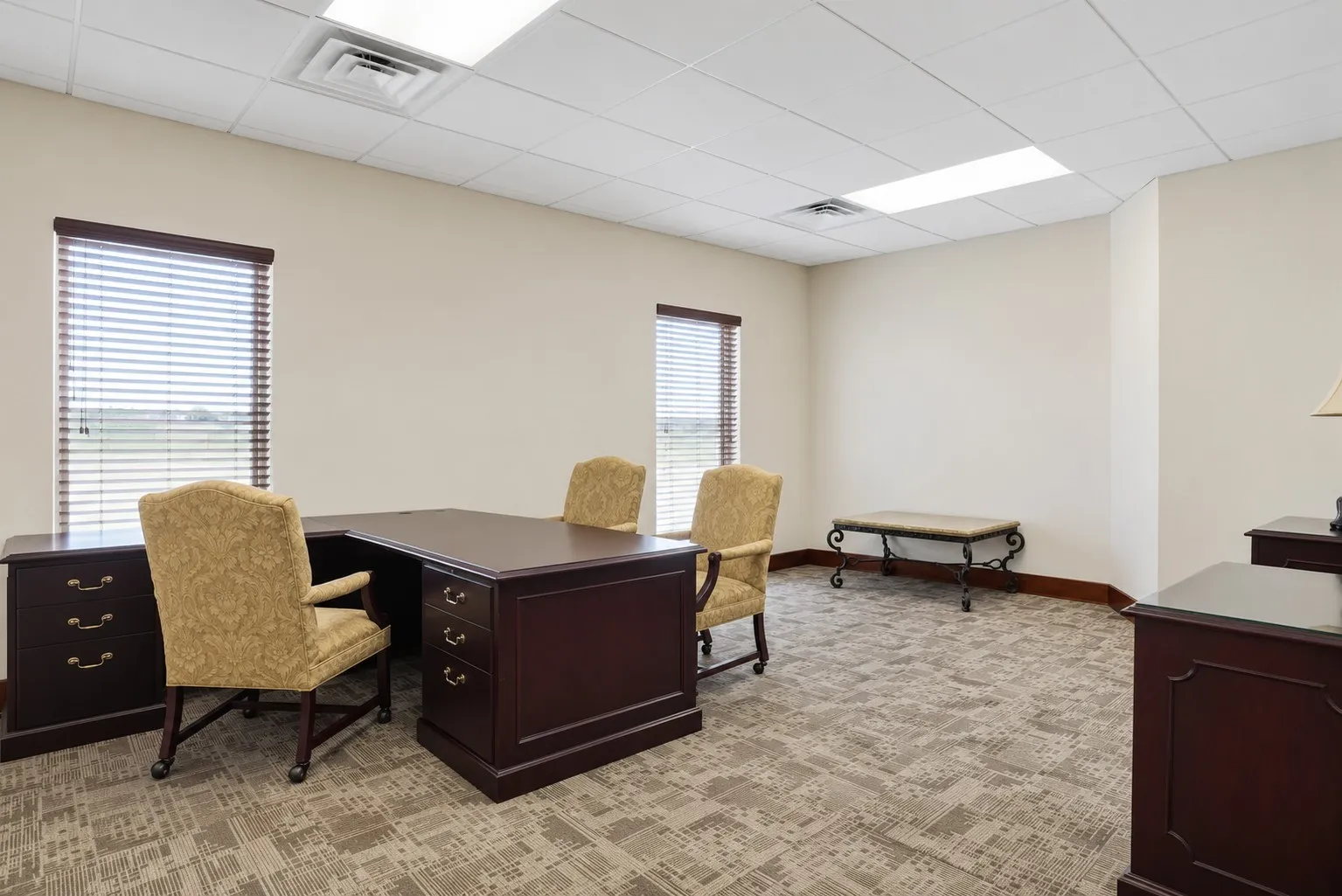 Office For Sale in Wise County , 809 Woodrow Wilson Ray Circle, Bridgeport, Texas 76426, 0, 0, Garage spaces, 0 Sqft, built in 1995, Price $1,250,000, mls#21331077, Real Estate Agent in Bridgeport, Homes For Sale in Wise county, Homes For Sale in Bridgeport, Realtor in Bridgeport Texas, Real Estate Brokerage Independent Realty Texas, Luminita Cordes Realtor