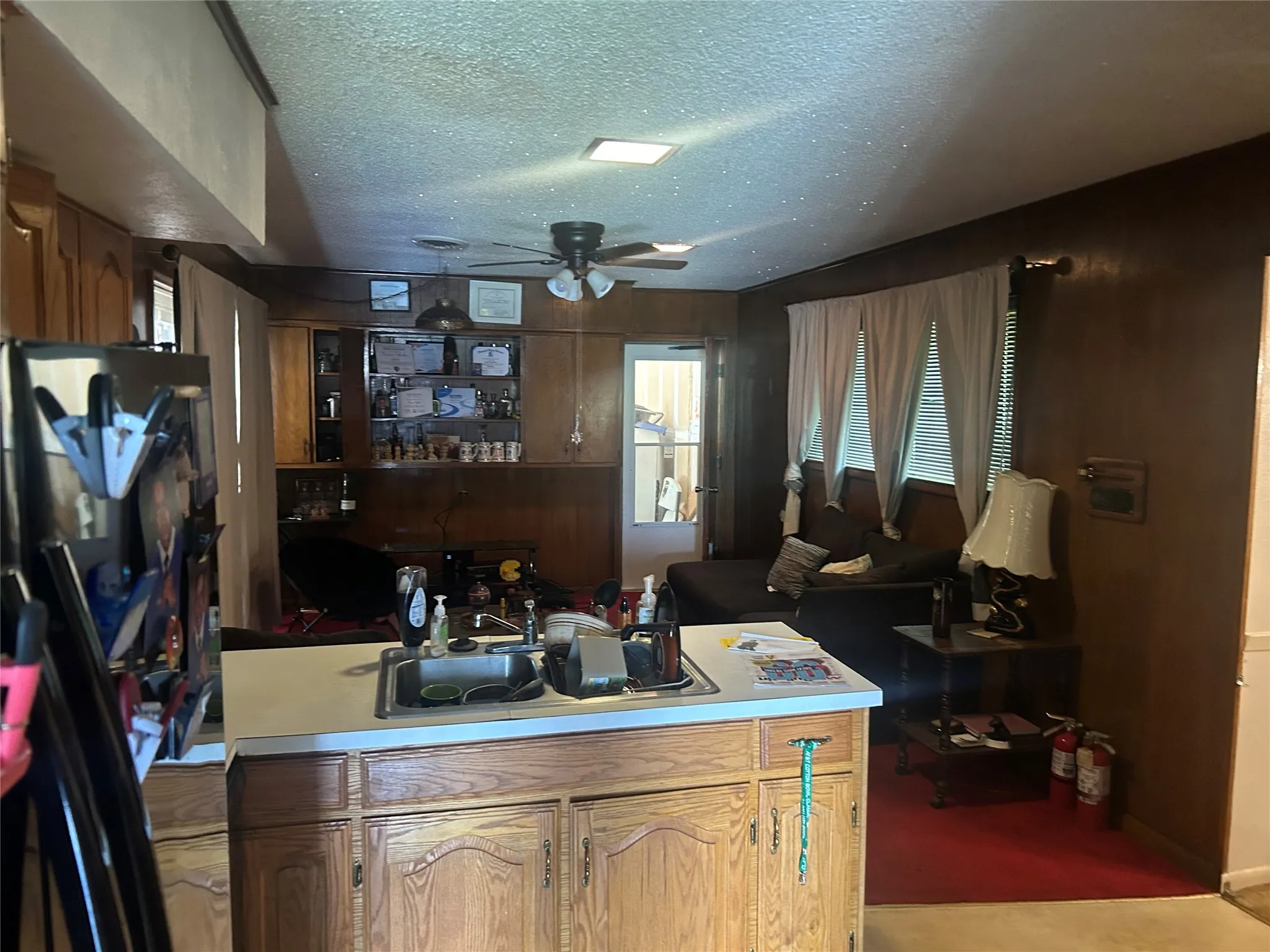 Single Family Residence For Sale in Dallas County , 1430 Summertime Lane, Dallas, Texas 75241, 3 Bedroom, 2 Bathroom, 2 Garage spaces, 1,570 Sqft, built in 1958, mls#21331121, Real Estate Agent in Dallas, Homes For Sale in Dallas county, Homes For Sale in Dallas, Realtor in Dallas Texas, Real Estate Brokerage Independent Realty Texas, Luminita Cordes Realtor