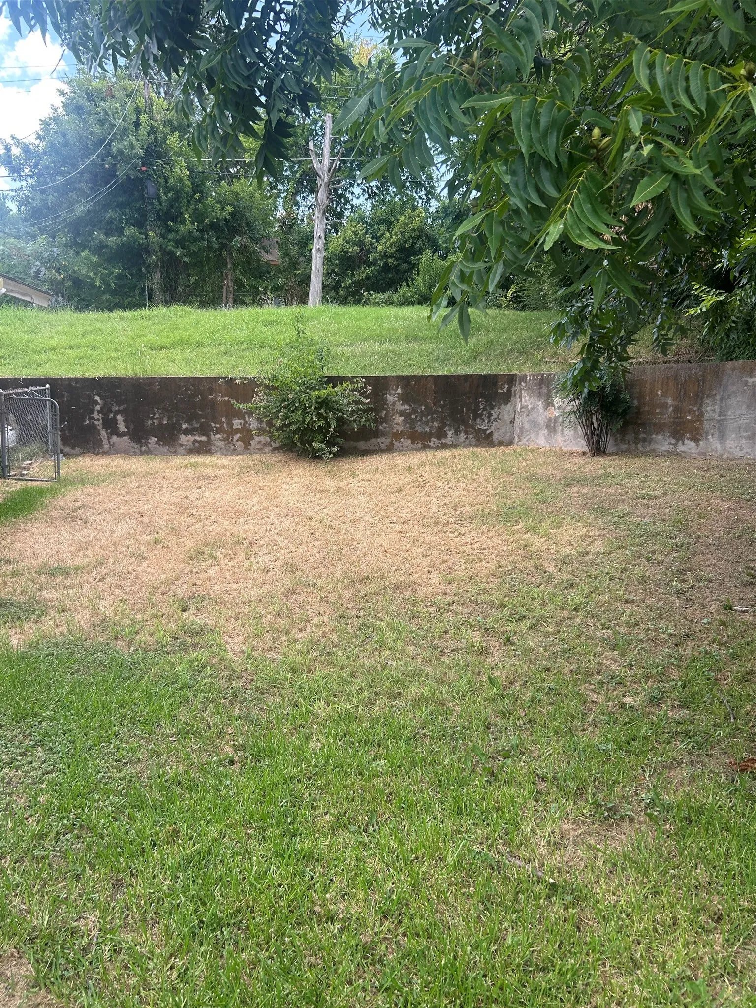 Single Family Residence For Sale in Dallas County , 1430 Summertime Lane, Dallas, Texas 75241, 3 Bedroom, 2 Bathroom, 2 Garage spaces, 1,570 Sqft, built in 1958, mls#21331121, Real Estate Agent in Dallas, Homes For Sale in Dallas county, Homes For Sale in Dallas, Realtor in Dallas Texas, Real Estate Brokerage Independent Realty Texas, Luminita Cordes Realtor