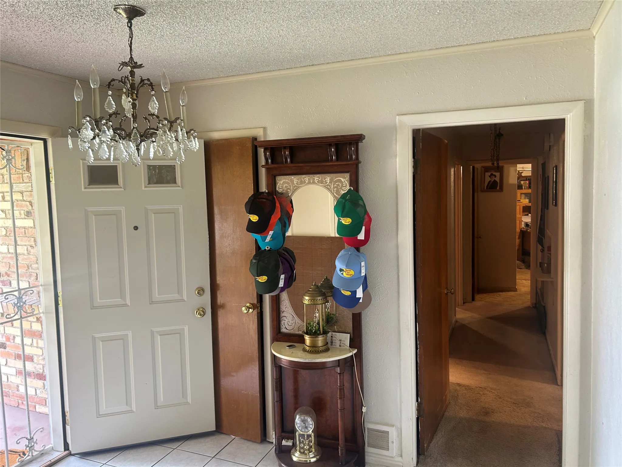 Single Family Residence For Sale in Dallas County , 1430 Summertime Lane, Dallas, Texas 75241, 3 Bedroom, 2 Bathroom, 2 Garage spaces, 1,570 Sqft, built in 1958, mls#21331121, Real Estate Agent in Dallas, Homes For Sale in Dallas county, Homes For Sale in Dallas, Realtor in Dallas Texas, Real Estate Brokerage Independent Realty Texas, Luminita Cordes Realtor