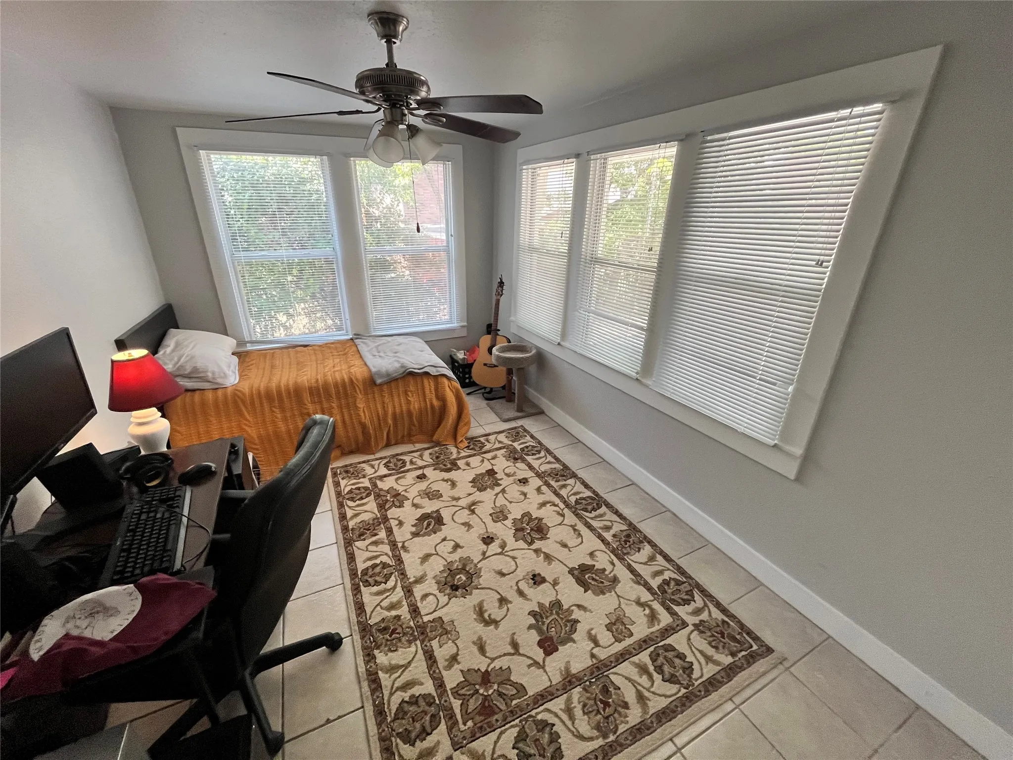Single Family Residence For Rent in Denton County , 219 Bryan Street, Denton, Texas 76201, 3 Bedroom, 2 Bathroom, Garage spaces, 2,248 Sqft, built in 1955, mls#21328788, Real Estate Agent in Denton, Homes For Rent in Denton county, Homes For Rent in Denton, Realtor in Denton Texas, Real Estate Brokerage Independent Realty Texas, Luminita Cordes Realtor