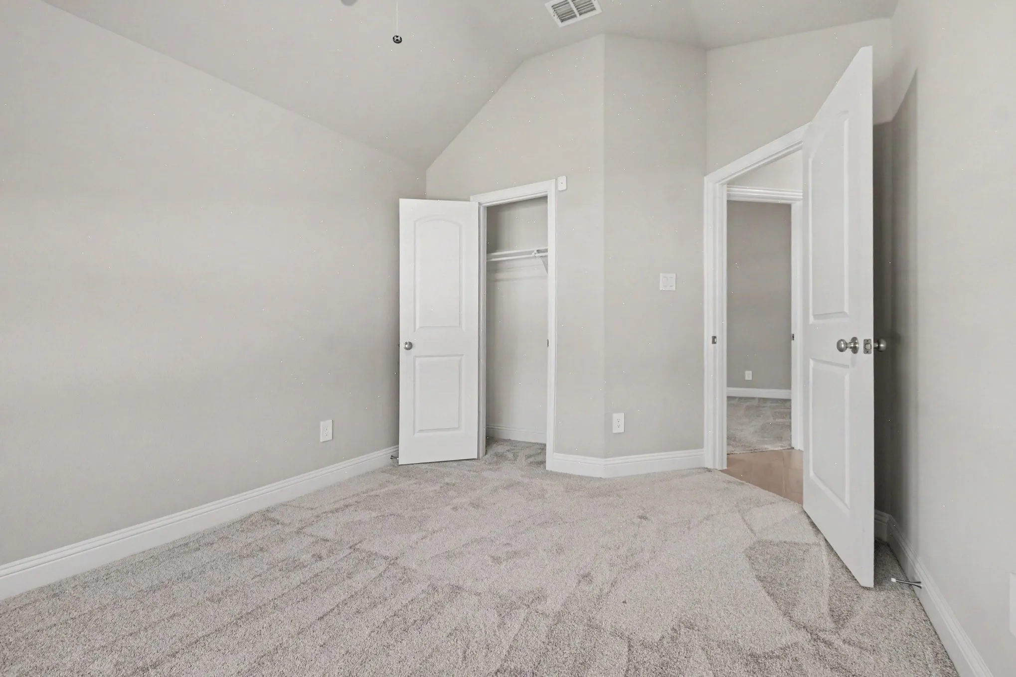 Single Family Residence For Rent in Kaufman County , 312 Eagle Ridge, Forney, Texas 75126, 4 Bedroom, 2 Bathroom, 2 Garage spaces, 2,058 Sqft, built in 2021, mls#21331130, Real Estate Agent in Forney, Homes For Rent in Kaufman county, Homes For Rent in Forney, Realtor in Forney Texas, Real Estate Brokerage Independent Realty Texas, Luminita Cordes Realtor