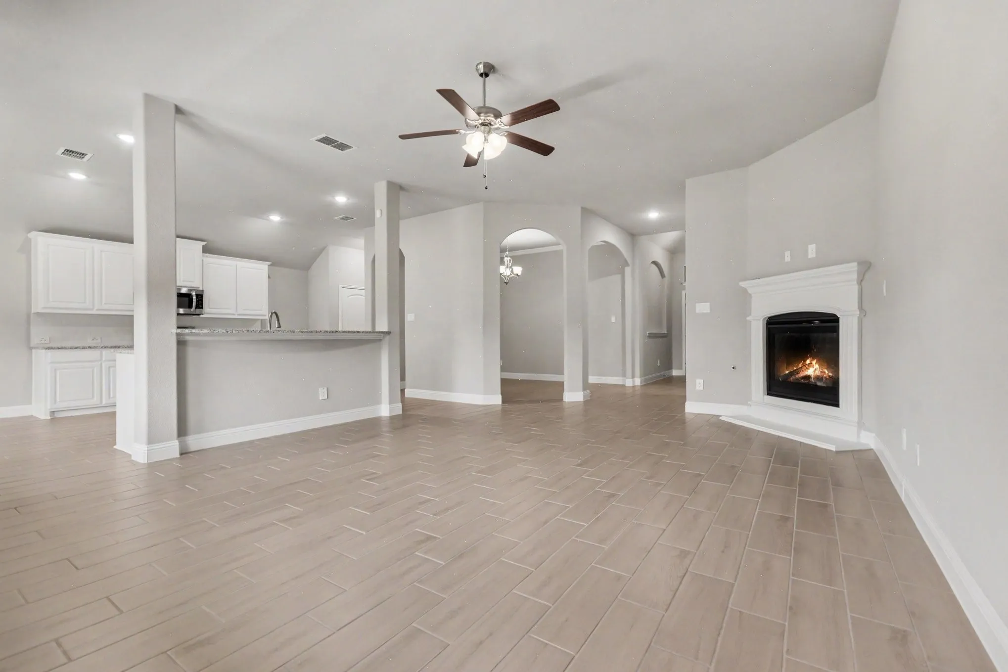 Single Family Residence For Rent in Kaufman County , 312 Eagle Ridge, Forney, Texas 75126, 4 Bedroom, 2 Bathroom, 2 Garage spaces, 2,058 Sqft, built in 2021, mls#21331130, Real Estate Agent in Forney, Homes For Rent in Kaufman county, Homes For Rent in Forney, Realtor in Forney Texas, Real Estate Brokerage Independent Realty Texas, Luminita Cordes Realtor