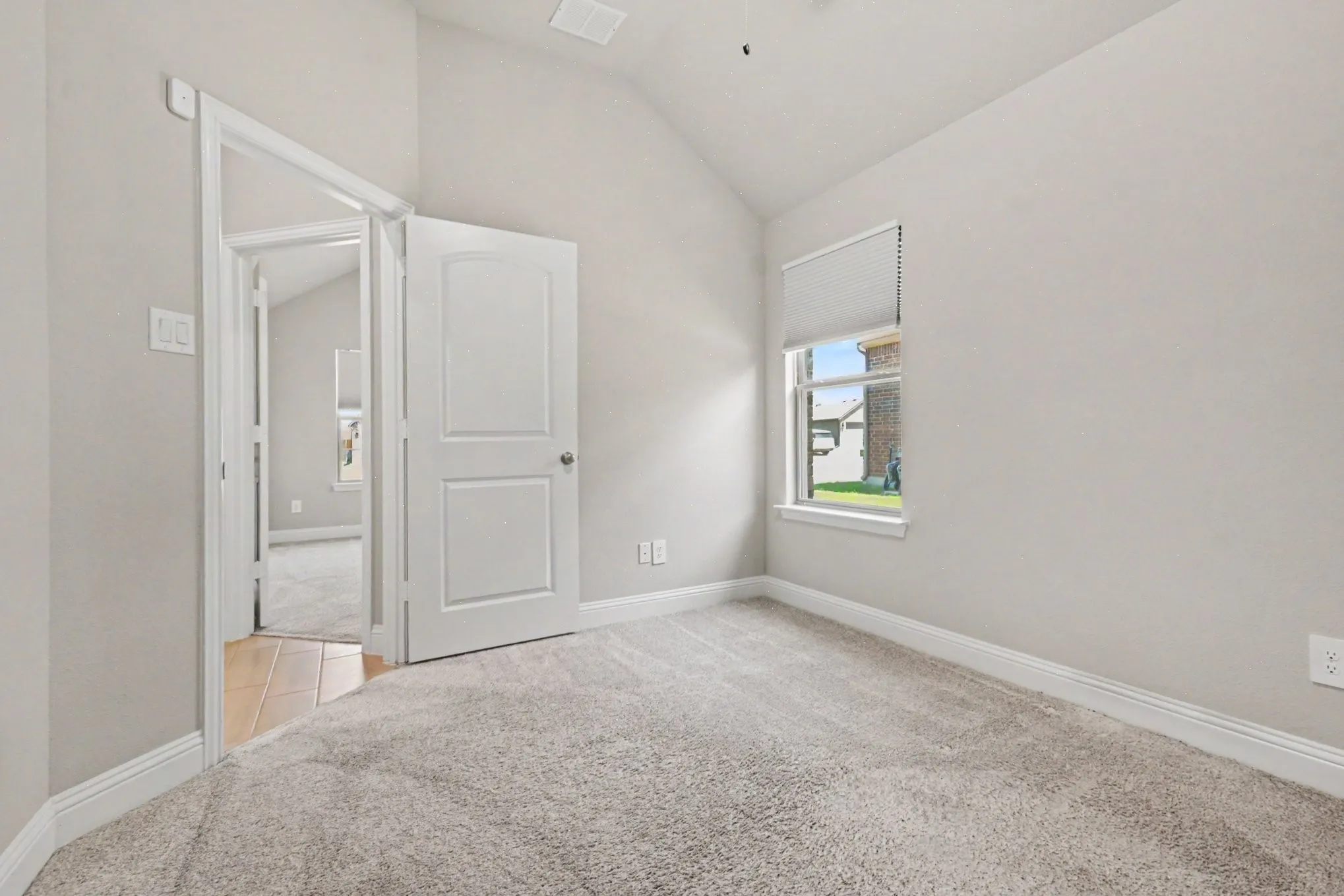 Single Family Residence For Rent in Kaufman County , 312 Eagle Ridge, Forney, Texas 75126, 4 Bedroom, 2 Bathroom, 2 Garage spaces, 2,058 Sqft, built in 2021, mls#21331130, Real Estate Agent in Forney, Homes For Rent in Kaufman county, Homes For Rent in Forney, Realtor in Forney Texas, Real Estate Brokerage Independent Realty Texas, Luminita Cordes Realtor