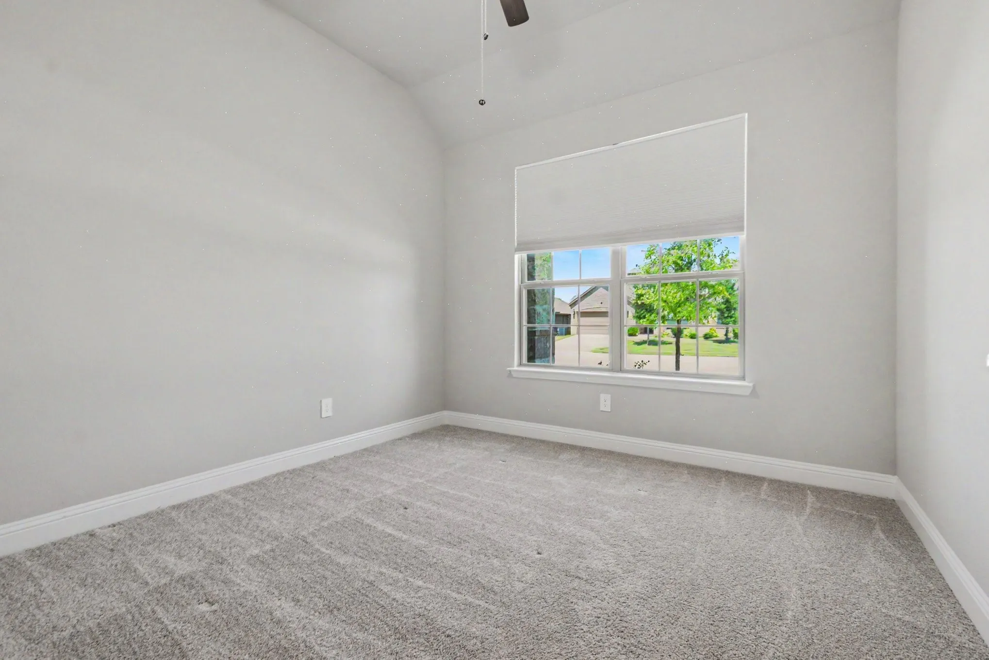 Single Family Residence For Rent in Kaufman County , 312 Eagle Ridge, Forney, Texas 75126, 4 Bedroom, 2 Bathroom, 2 Garage spaces, 2,058 Sqft, built in 2021, mls#21331130, Real Estate Agent in Forney, Homes For Rent in Kaufman county, Homes For Rent in Forney, Realtor in Forney Texas, Real Estate Brokerage Independent Realty Texas, Luminita Cordes Realtor