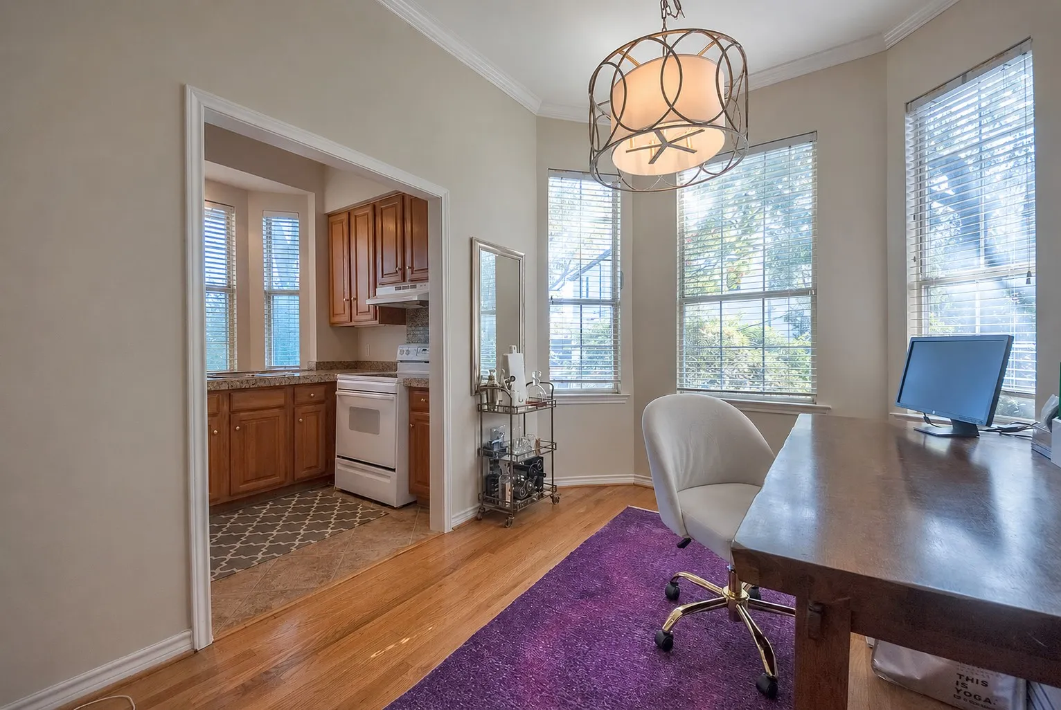 Condominium For Rent in Dallas County , 4106 Newton Avenue 103, Dallas, Texas 75219, 1 Bedroom, 1 Bathroom, Garage spaces, 655 Sqft, built in 1985, Price $2,450, mls#21329551, Real Estate Agent in Dallas, Homes For Rent in Dallas county, Homes For Rent in Dallas, Realtor in Dallas Texas, Real Estate Brokerage Independent Realty Texas, Luminita Cordes Realtor