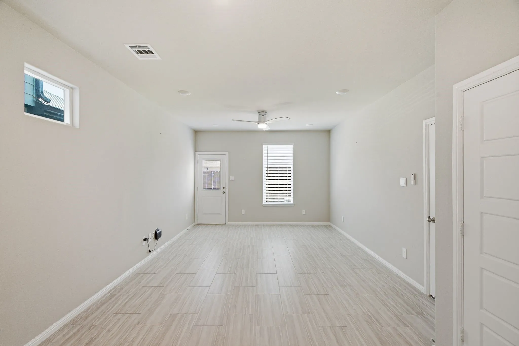 Single Family Residence For Rent in Tarrant County , 3020 Pecan Farm Lane, Fort Worth, Texas 76140, 3 Bedroom, 2 Bathroom, 1 Garage spaces, 1,279 Sqft, built in 2025, mls#21331059, Real Estate Agent in Fort Worth, Homes For Rent in Tarrant county, Homes For Rent in Fort Worth, Realtor in Fort Worth Texas, Real Estate Brokerage Independent Realty Texas, Luminita Cordes Realtor