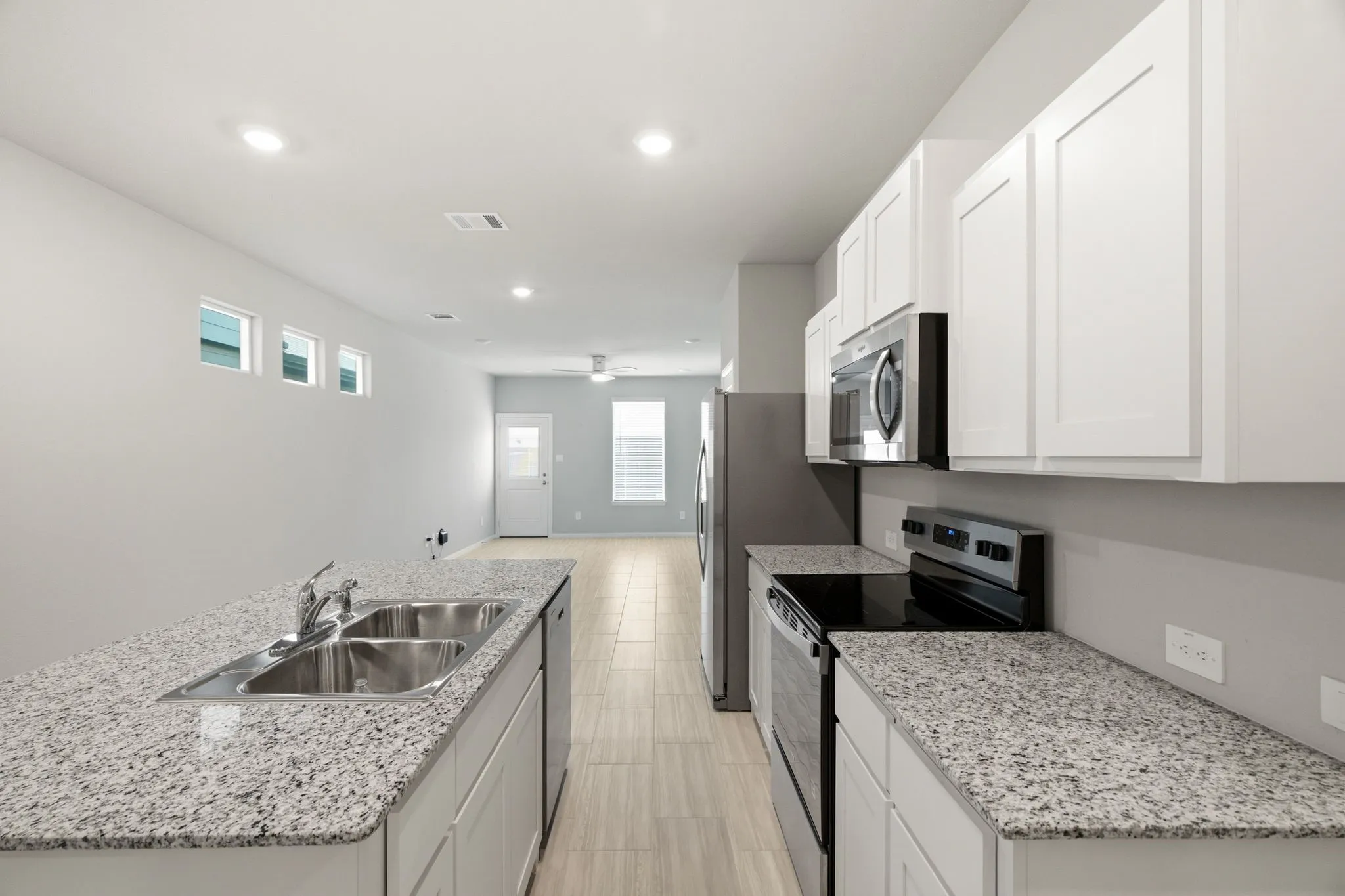 Single Family Residence For Rent in Tarrant County , 3020 Pecan Farm Lane, Fort Worth, Texas 76140, 3 Bedroom, 2 Bathroom, 1 Garage spaces, 1,279 Sqft, built in 2025, mls#21331059, Real Estate Agent in Fort Worth, Homes For Rent in Tarrant county, Homes For Rent in Fort Worth, Realtor in Fort Worth Texas, Real Estate Brokerage Independent Realty Texas, Luminita Cordes Realtor