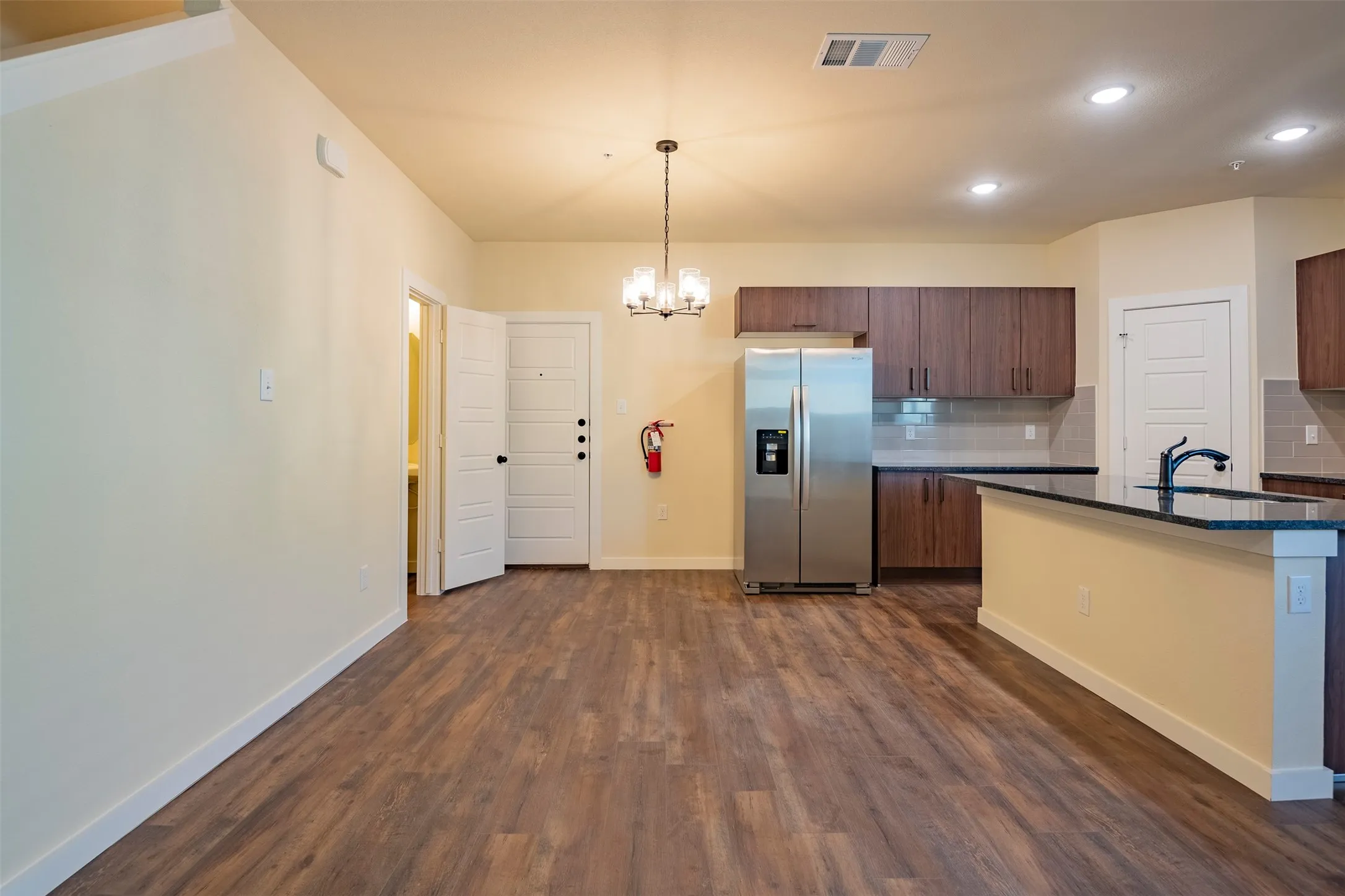 Apartment For Rent in Ellis County , 713 Wheatfield Drive, Venus, Texas 76084, 2 Bedroom, 2 Bathroom, 1 Garage spaces, 1,134 Sqft, built in 2023, mls#21331151, Real Estate Agent in Venus, Homes For Rent in Ellis county, Homes For Rent in Venus, Realtor in Venus Texas, Real Estate Brokerage Independent Realty Texas, Luminita Cordes Realtor