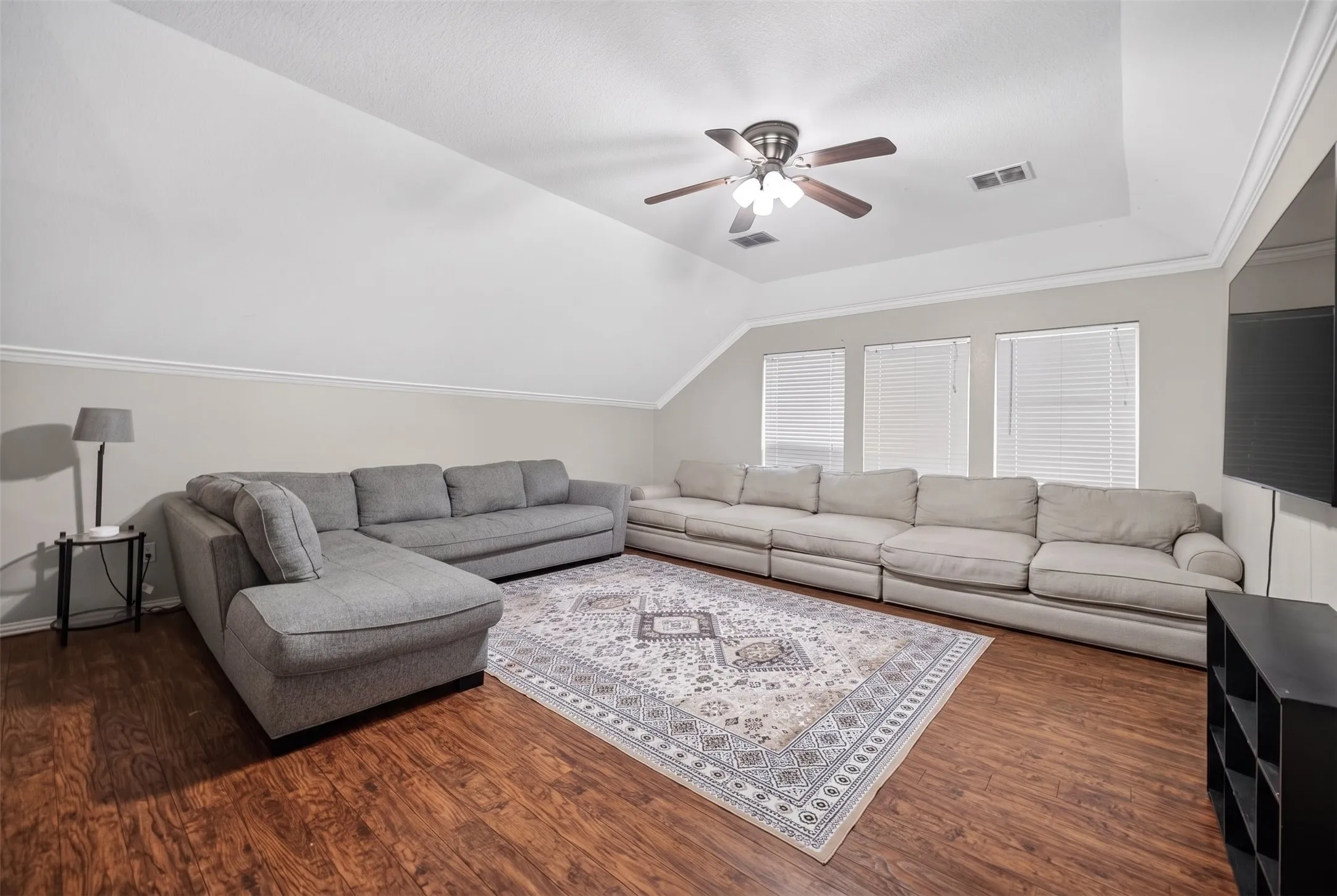 Single Family Residence For Sale in Tarrant County , 701 Boone Trail, Mansfield, Texas 76063, 4 Bedroom, 3 Bathroom, 2 Garage spaces, 3,162 Sqft, built in 2001, mls#21330529, Real Estate Agent in Mansfield, Homes For Sale in Tarrant county, Homes For Sale in Mansfield, Realtor in Mansfield Texas, Real Estate Brokerage Independent Realty Texas, Luminita Cordes Realtor