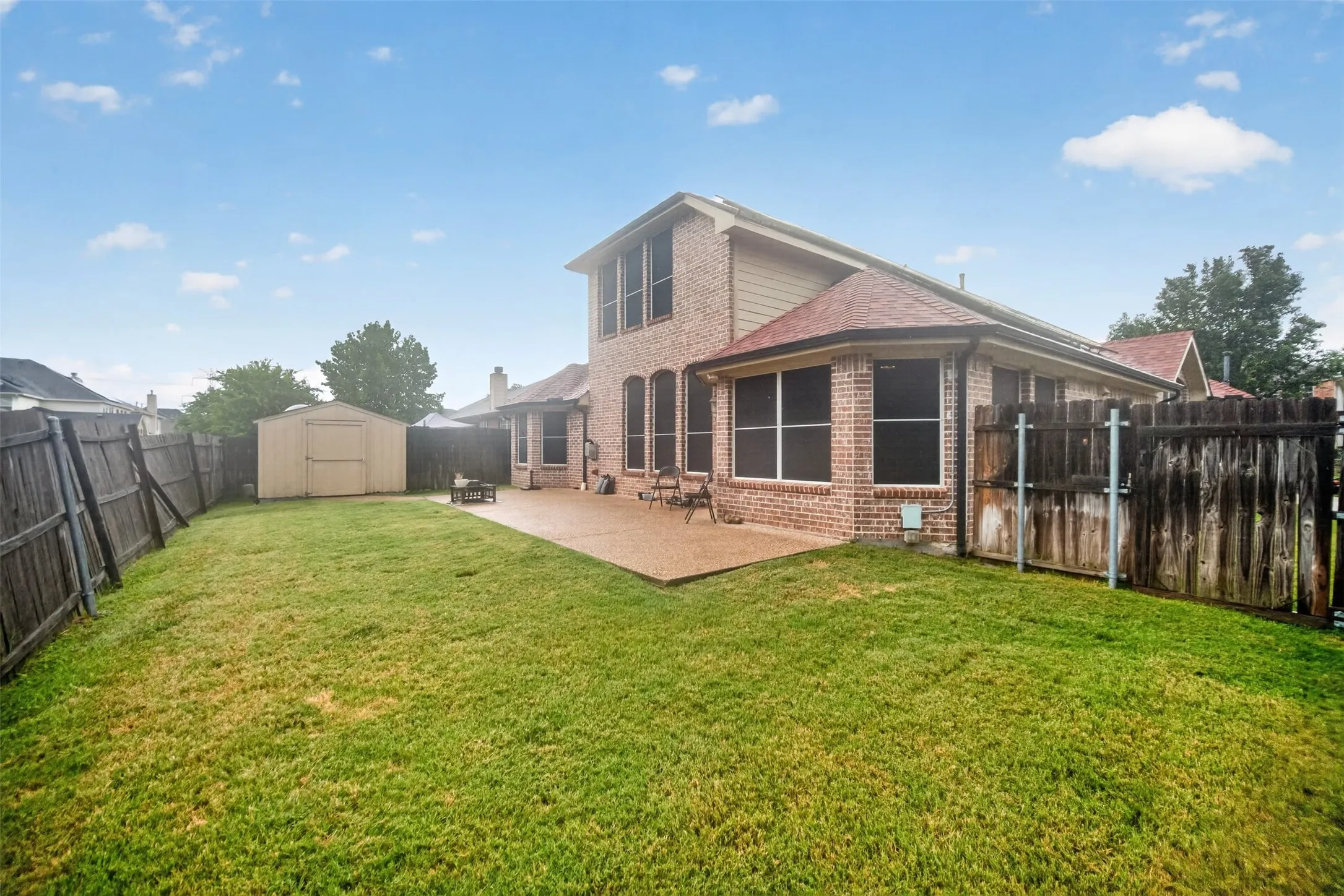 Single Family Residence For Sale in Tarrant County , 701 Boone Trail, Mansfield, Texas 76063, 4 Bedroom, 3 Bathroom, 2 Garage spaces, 3,162 Sqft, built in 2001, mls#21330529, Real Estate Agent in Mansfield, Homes For Sale in Tarrant county, Homes For Sale in Mansfield, Realtor in Mansfield Texas, Real Estate Brokerage Independent Realty Texas, Luminita Cordes Realtor
