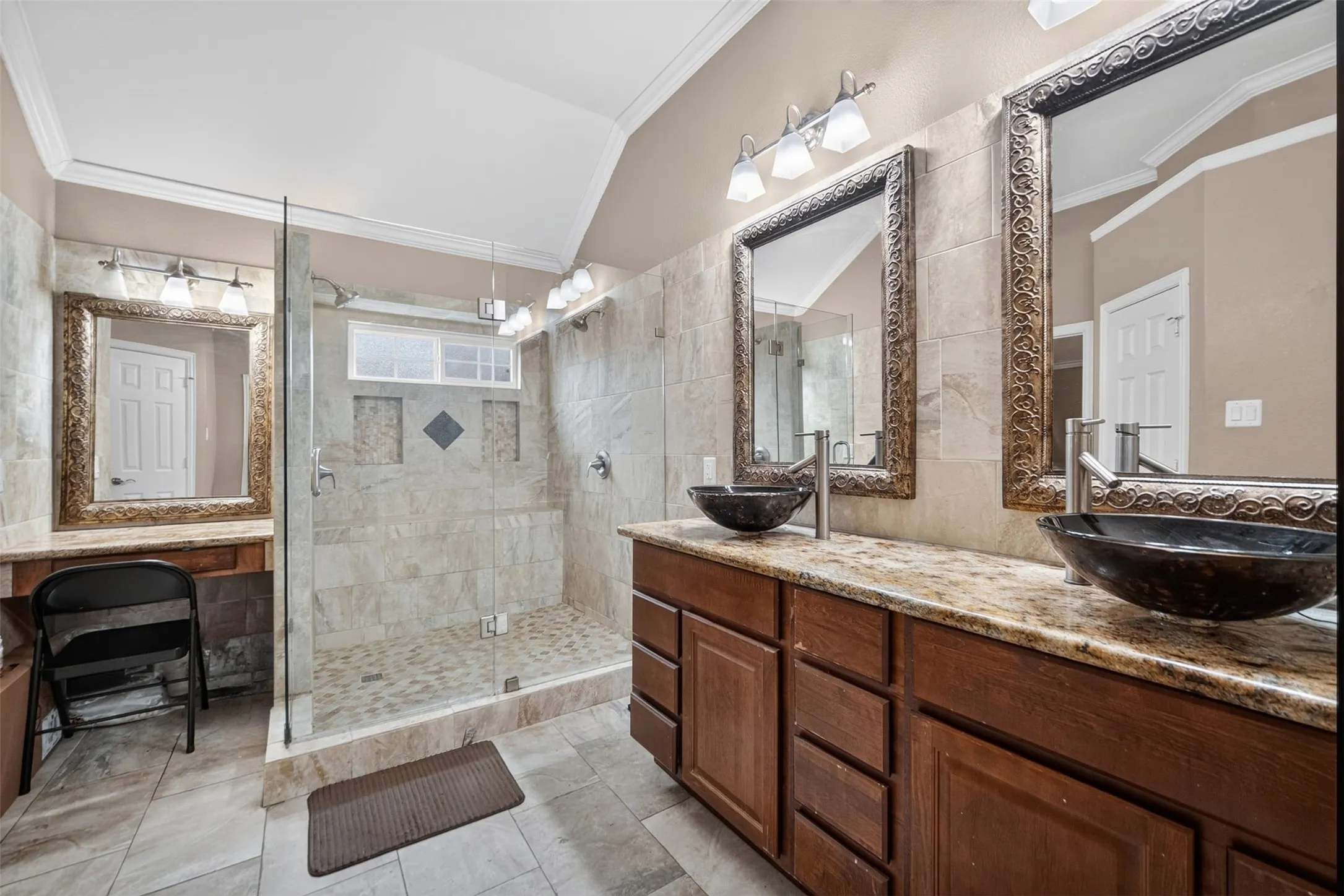 Single Family Residence For Sale in Tarrant County , 701 Boone Trail, Mansfield, Texas 76063, 4 Bedroom, 3 Bathroom, 2 Garage spaces, 3,162 Sqft, built in 2001, mls#21330529, Real Estate Agent in Mansfield, Homes For Sale in Tarrant county, Homes For Sale in Mansfield, Realtor in Mansfield Texas, Real Estate Brokerage Independent Realty Texas, Luminita Cordes Realtor