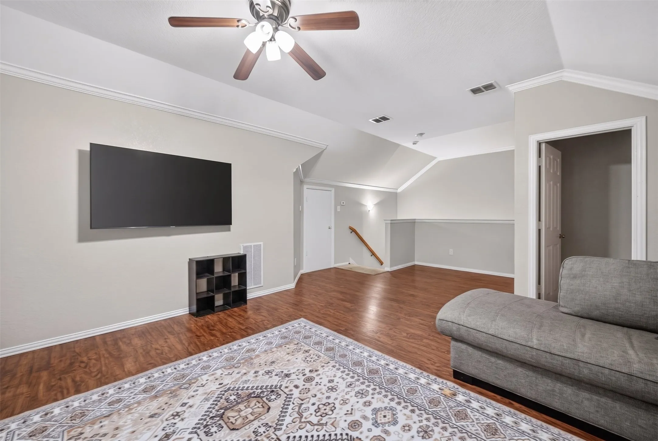 Single Family Residence For Sale in Tarrant County , 701 Boone Trail, Mansfield, Texas 76063, 4 Bedroom, 3 Bathroom, 2 Garage spaces, 3,162 Sqft, built in 2001, mls#21330529, Real Estate Agent in Mansfield, Homes For Sale in Tarrant county, Homes For Sale in Mansfield, Realtor in Mansfield Texas, Real Estate Brokerage Independent Realty Texas, Luminita Cordes Realtor