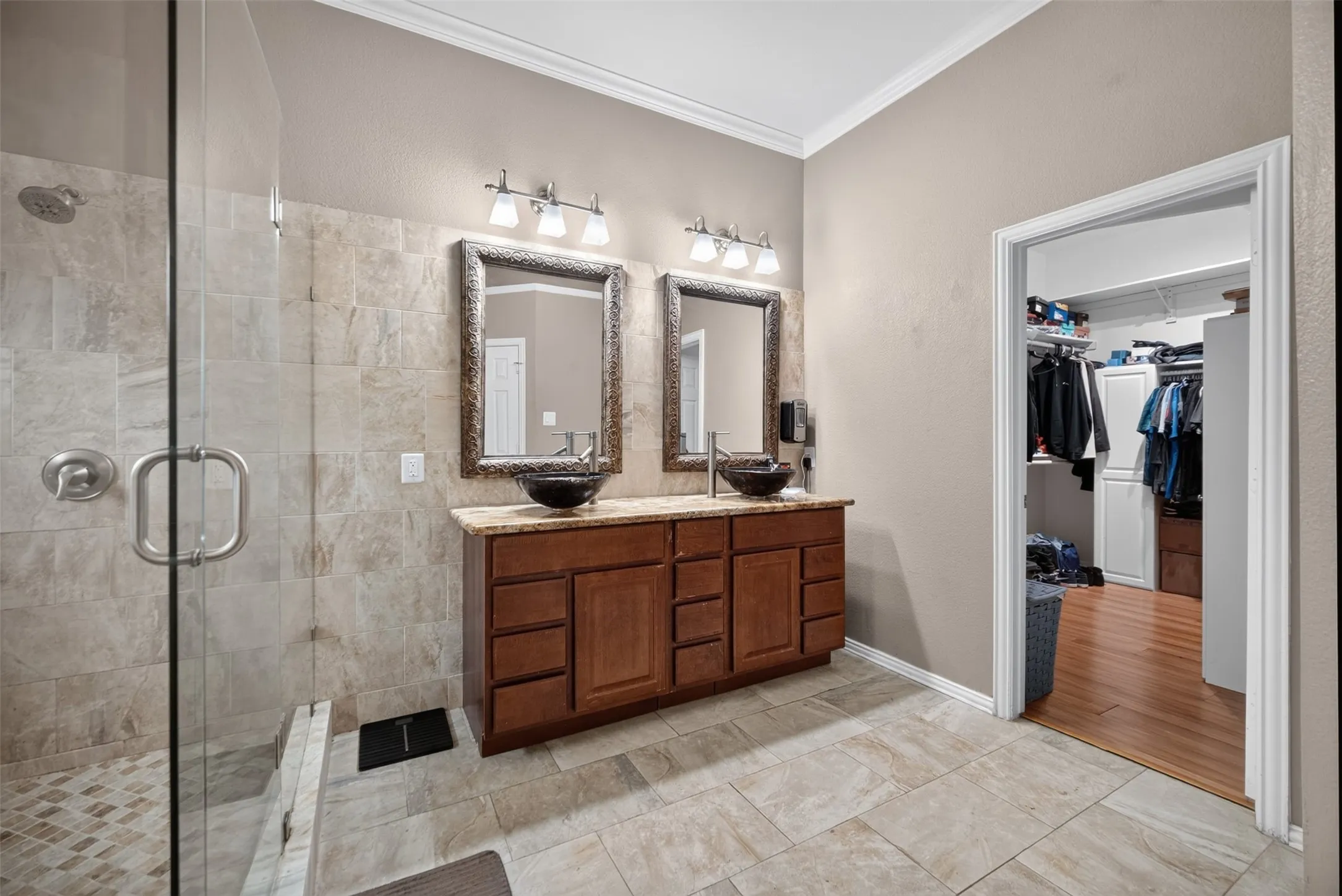 Single Family Residence For Sale in Tarrant County , 701 Boone Trail, Mansfield, Texas 76063, 4 Bedroom, 3 Bathroom, 2 Garage spaces, 3,162 Sqft, built in 2001, mls#21330529, Real Estate Agent in Mansfield, Homes For Sale in Tarrant county, Homes For Sale in Mansfield, Realtor in Mansfield Texas, Real Estate Brokerage Independent Realty Texas, Luminita Cordes Realtor