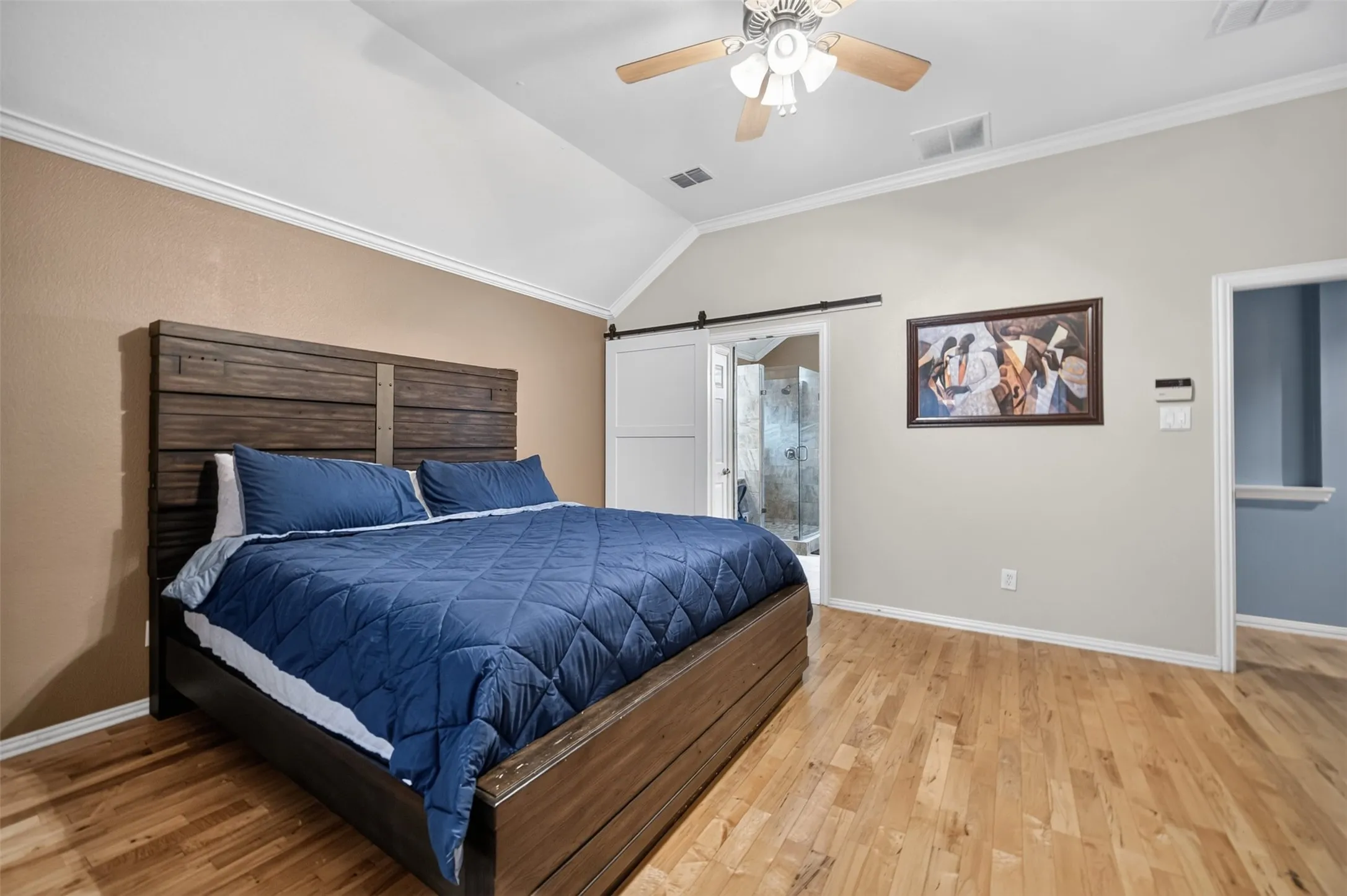 Single Family Residence For Sale in Tarrant County , 701 Boone Trail, Mansfield, Texas 76063, 4 Bedroom, 3 Bathroom, 2 Garage spaces, 3,162 Sqft, built in 2001, mls#21330529, Real Estate Agent in Mansfield, Homes For Sale in Tarrant county, Homes For Sale in Mansfield, Realtor in Mansfield Texas, Real Estate Brokerage Independent Realty Texas, Luminita Cordes Realtor