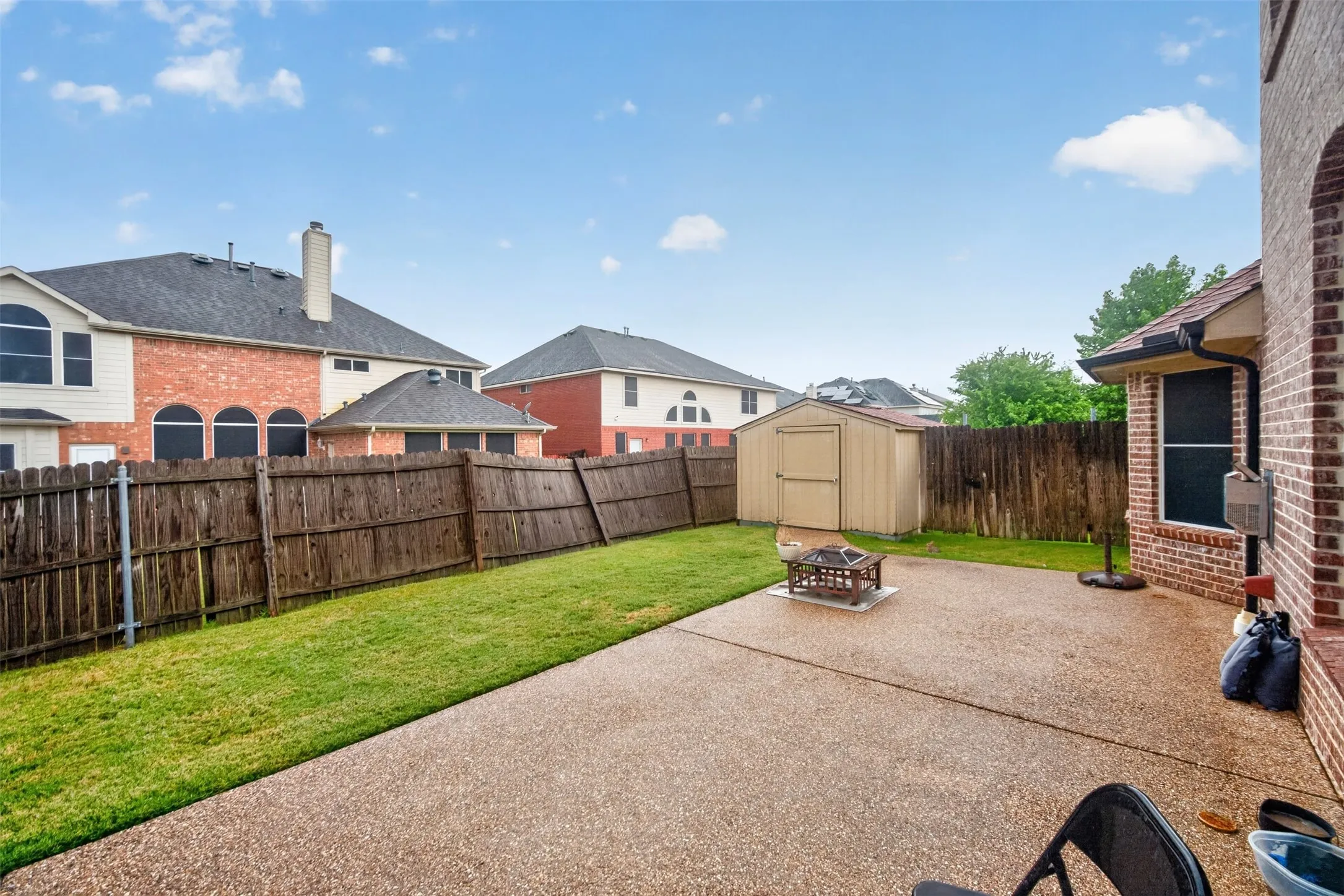 Single Family Residence For Sale in Tarrant County , 701 Boone Trail, Mansfield, Texas 76063, 4 Bedroom, 3 Bathroom, 2 Garage spaces, 3,162 Sqft, built in 2001, mls#21330529, Real Estate Agent in Mansfield, Homes For Sale in Tarrant county, Homes For Sale in Mansfield, Realtor in Mansfield Texas, Real Estate Brokerage Independent Realty Texas, Luminita Cordes Realtor
