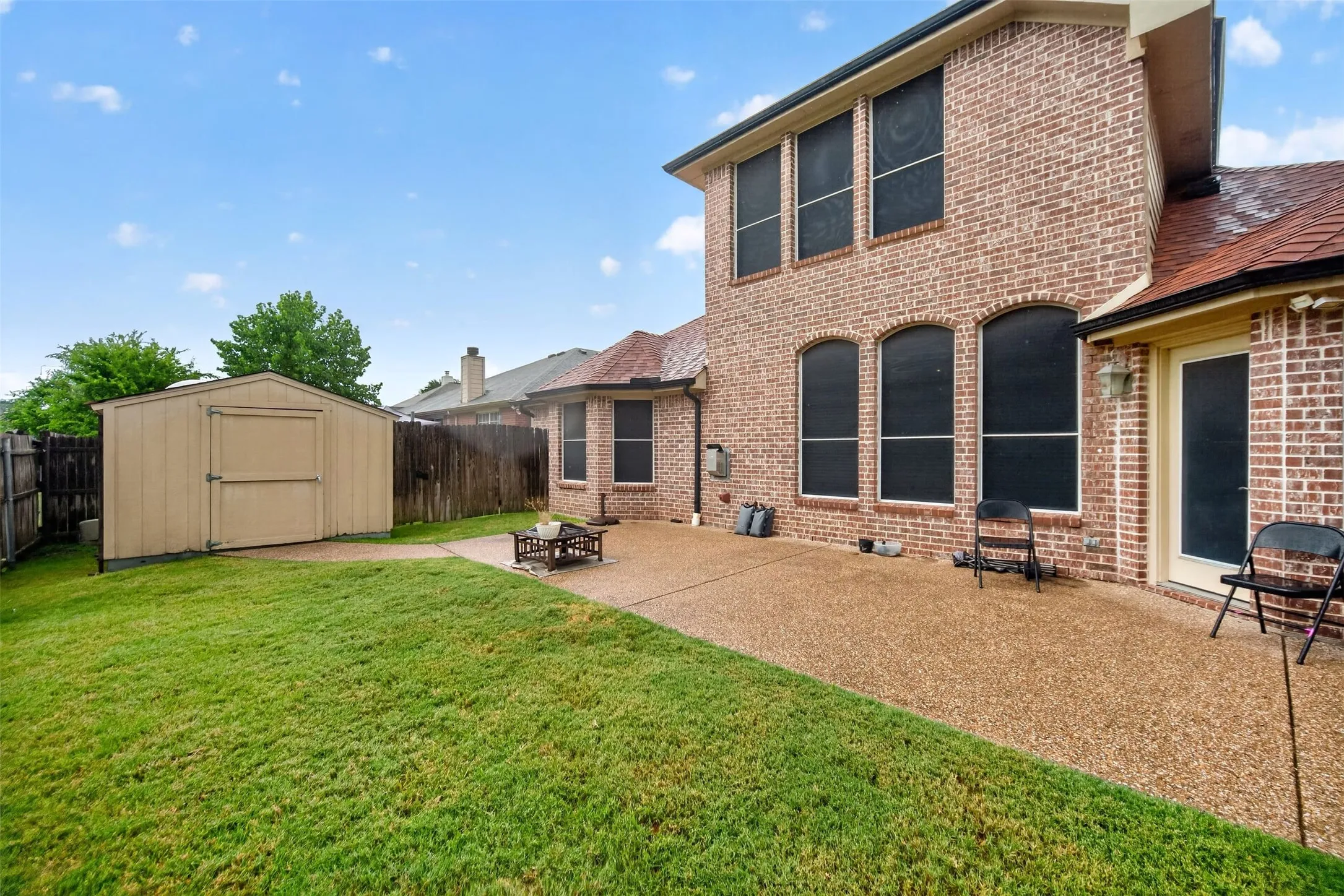 Single Family Residence For Sale in Tarrant County , 701 Boone Trail, Mansfield, Texas 76063, 4 Bedroom, 3 Bathroom, 2 Garage spaces, 3,162 Sqft, built in 2001, mls#21330529, Real Estate Agent in Mansfield, Homes For Sale in Tarrant county, Homes For Sale in Mansfield, Realtor in Mansfield Texas, Real Estate Brokerage Independent Realty Texas, Luminita Cordes Realtor