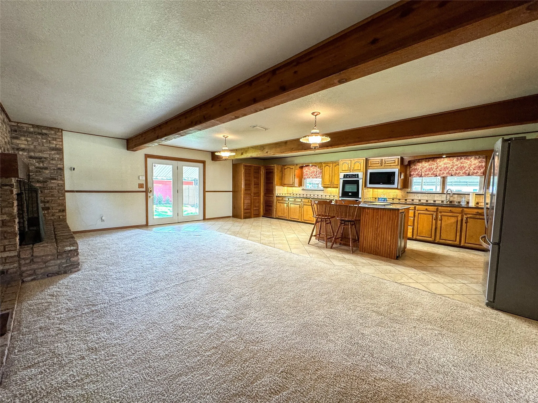 Apartment For Sale in Haskell County , 1102 N Avenue G, Haskell, Texas 79521, 4 Bedroom, 3 Bathroom, 2 Garage spaces, 4,402 Sqft, built in 1965, mls#21330675, Real Estate Agent in Haskell, Homes For Sale in Haskell county, Homes For Sale in Haskell, Realtor in Haskell Texas, Real Estate Brokerage Independent Realty Texas, Luminita Cordes Realtor