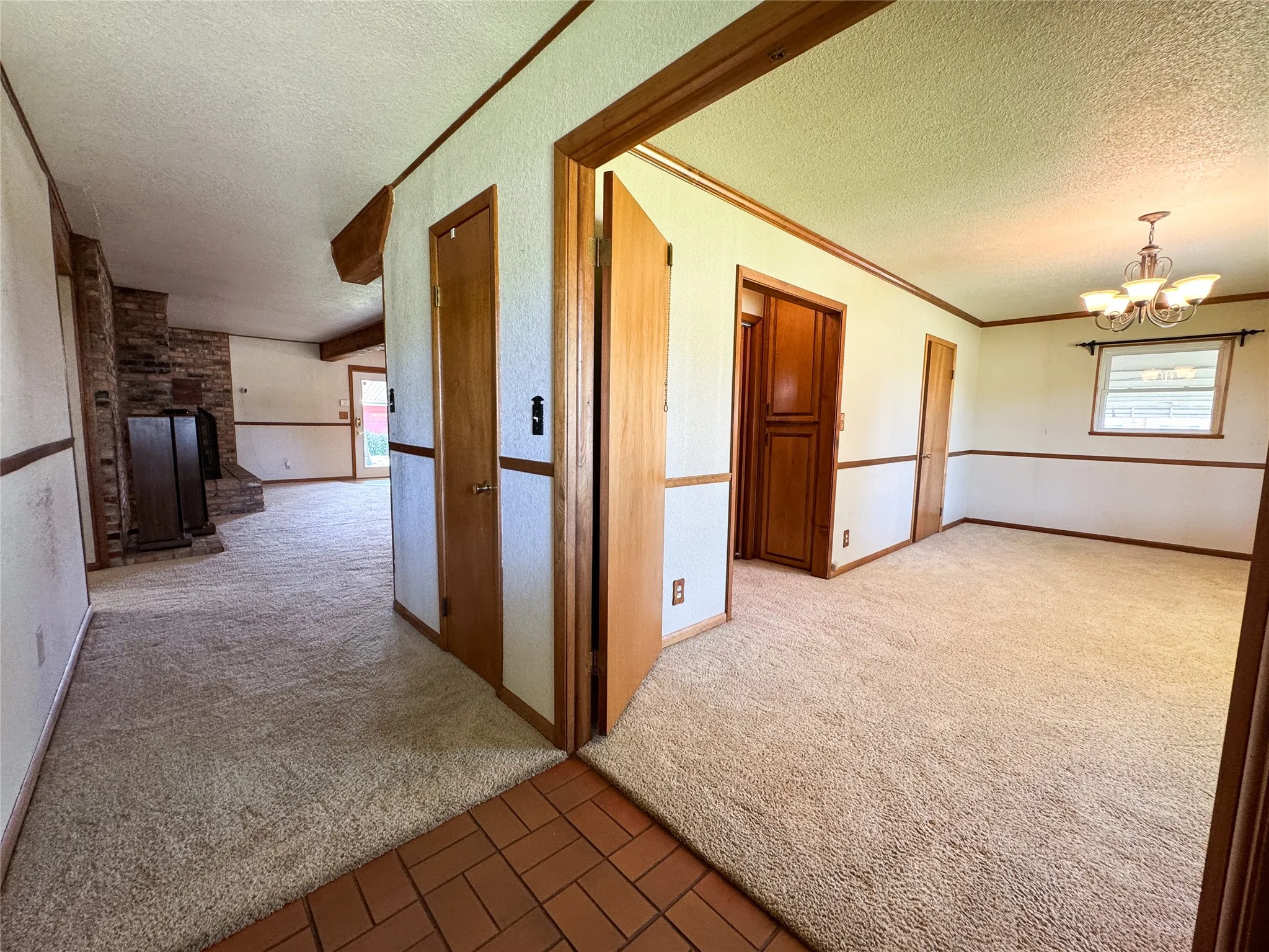 Apartment For Sale in Haskell County , 1102 N Avenue G, Haskell, Texas 79521, 4 Bedroom, 3 Bathroom, 2 Garage spaces, 4,402 Sqft, built in 1965, mls#21330675, Real Estate Agent in Haskell, Homes For Sale in Haskell county, Homes For Sale in Haskell, Realtor in Haskell Texas, Real Estate Brokerage Independent Realty Texas, Luminita Cordes Realtor