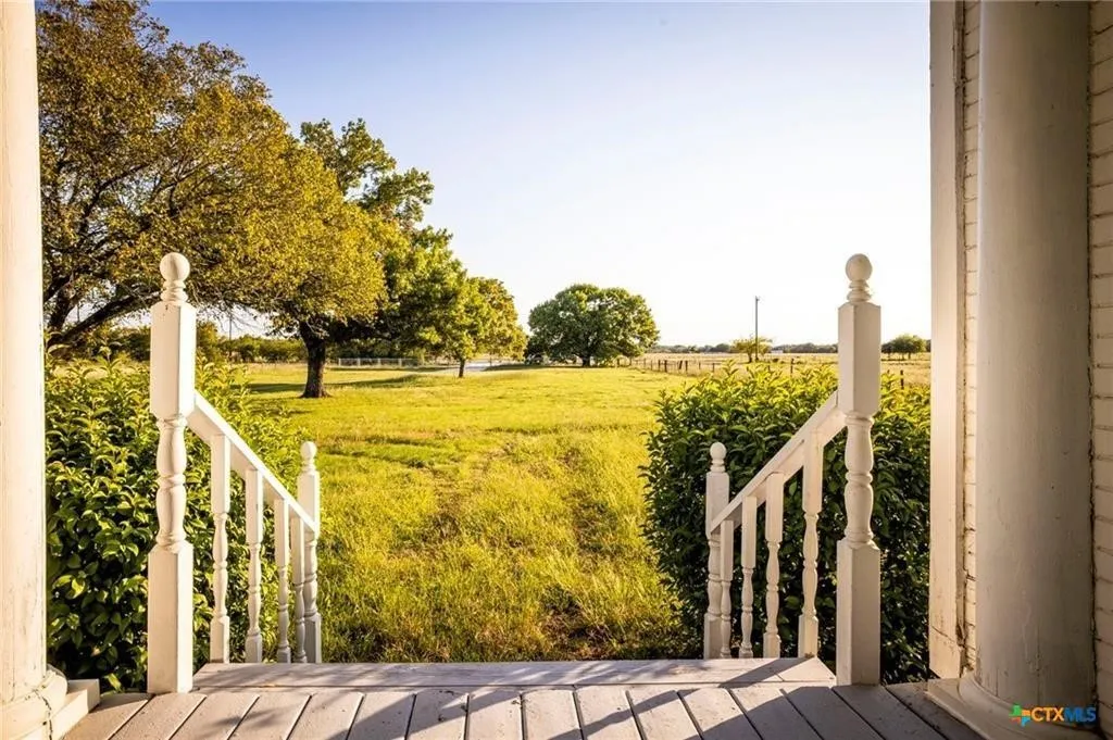 Single Family Residence For Sale in Coryell County , 16455 FM 107, Moody, Texas 76557, 4 Bedroom, 2 Bathroom, Garage spaces, 2,772 Sqft, built in 1914, mls#21330914, Real Estate Agent in Moody, Homes For Sale in Coryell county, Homes For Sale in Moody, Realtor in Moody Texas, Real Estate Brokerage Independent Realty Texas, Luminita Cordes Realtor
