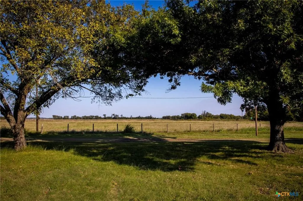 Single Family Residence For Sale in Coryell County , 16455 FM 107, Moody, Texas 76557, 4 Bedroom, 2 Bathroom, Garage spaces, 2,772 Sqft, built in 1914, mls#21330914, Real Estate Agent in Moody, Homes For Sale in Coryell county, Homes For Sale in Moody, Realtor in Moody Texas, Real Estate Brokerage Independent Realty Texas, Luminita Cordes Realtor