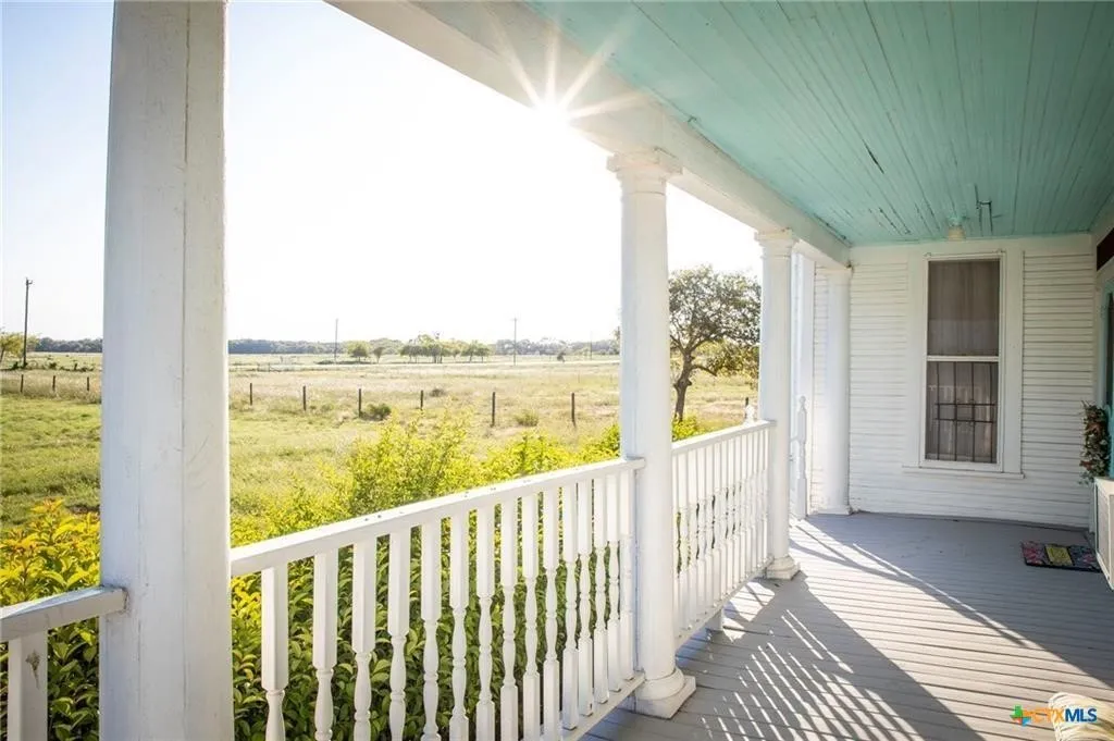 Single Family Residence For Sale in Coryell County , 16455 FM 107, Moody, Texas 76557, 4 Bedroom, 2 Bathroom, Garage spaces, 2,772 Sqft, built in 1914, mls#21330914, Real Estate Agent in Moody, Homes For Sale in Coryell county, Homes For Sale in Moody, Realtor in Moody Texas, Real Estate Brokerage Independent Realty Texas, Luminita Cordes Realtor