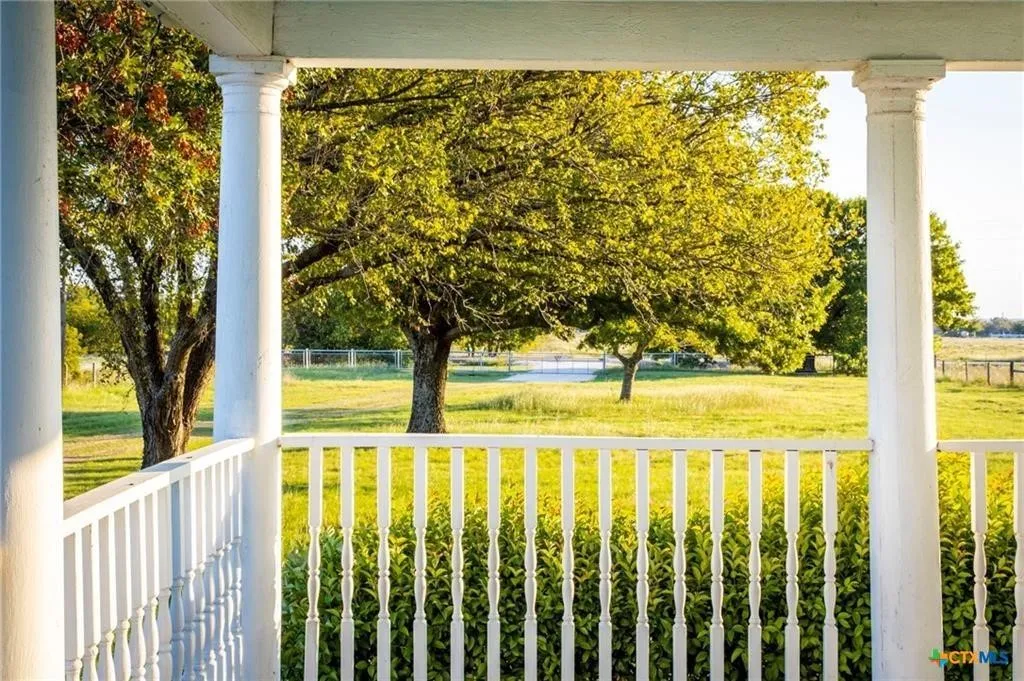 Single Family Residence For Sale in Coryell County , 16455 FM 107, Moody, Texas 76557, 4 Bedroom, 2 Bathroom, Garage spaces, 2,772 Sqft, built in 1914, mls#21330914, Real Estate Agent in Moody, Homes For Sale in Coryell county, Homes For Sale in Moody, Realtor in Moody Texas, Real Estate Brokerage Independent Realty Texas, Luminita Cordes Realtor