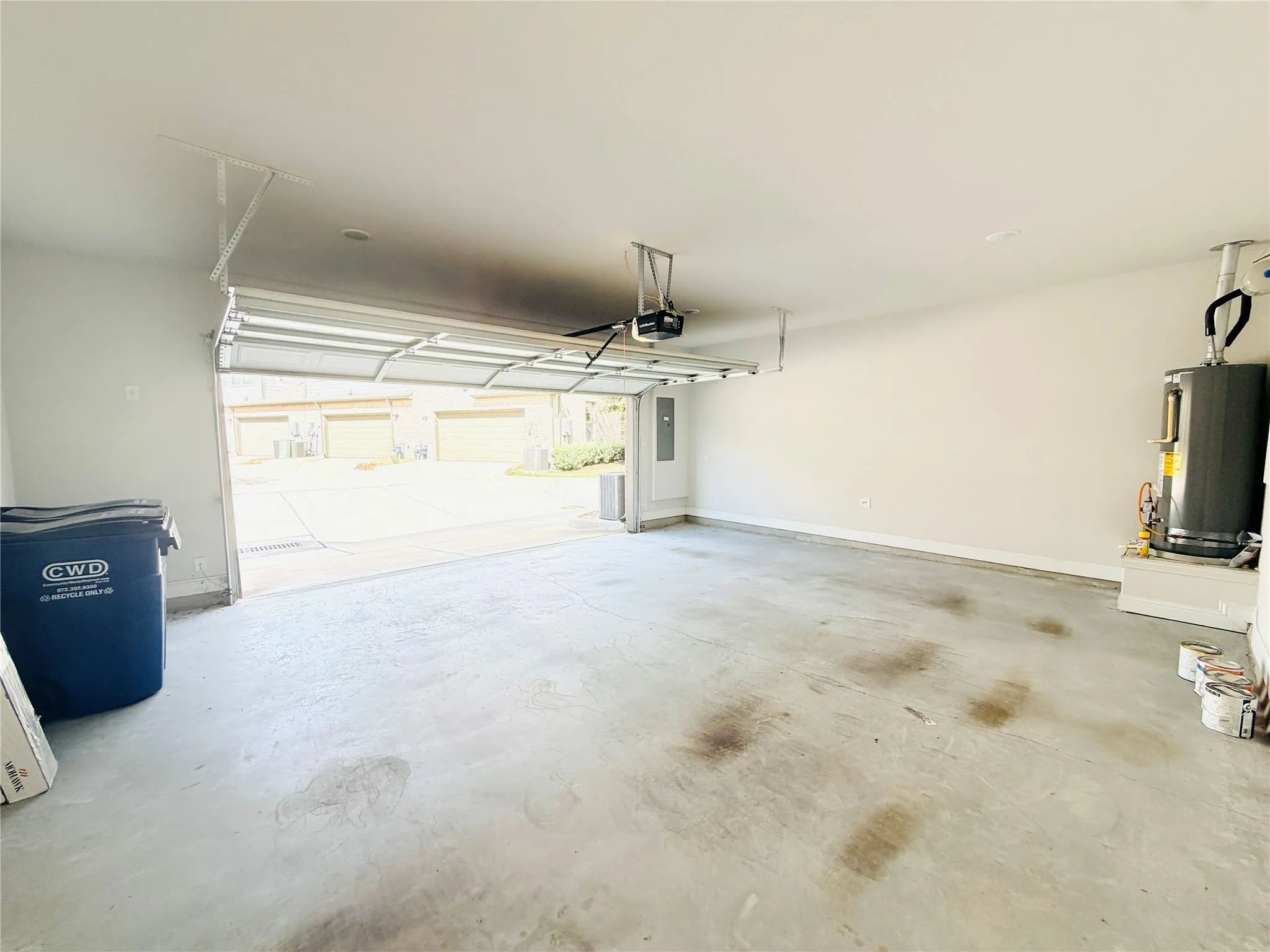 Townhouse For Rent in Collin County , 1924 Mc Clane Drive, Allen, Texas 75013, 3 Bedroom, 3 Bathroom, 2 Garage spaces, 1,886 Sqft, built in 2022, mls#21330350, Real Estate Agent in Allen, Homes For Rent in Collin county, Homes For Rent in Allen, Realtor in Allen Texas, Real Estate Brokerage Independent Realty Texas, Luminita Cordes Realtor