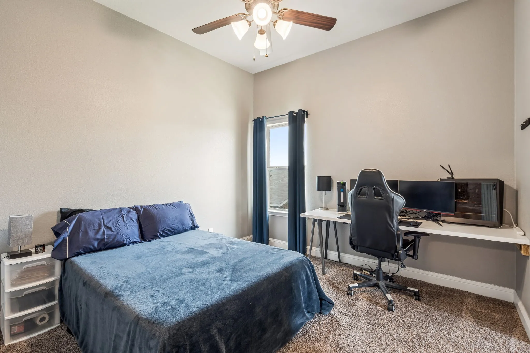 Single Family Residence For Rent in Kaufman County , 127 Hillcrest Way, Crandall, Texas 75114, 4 Bedroom, 4 Bathroom, 2 Garage spaces, 2,686 Sqft, built in 2017, mls#21329178, Real Estate Agent in Crandall, Homes For Rent in Kaufman county, Homes For Rent in Crandall, Realtor in Crandall Texas, Real Estate Brokerage Independent Realty Texas, Luminita Cordes Realtor