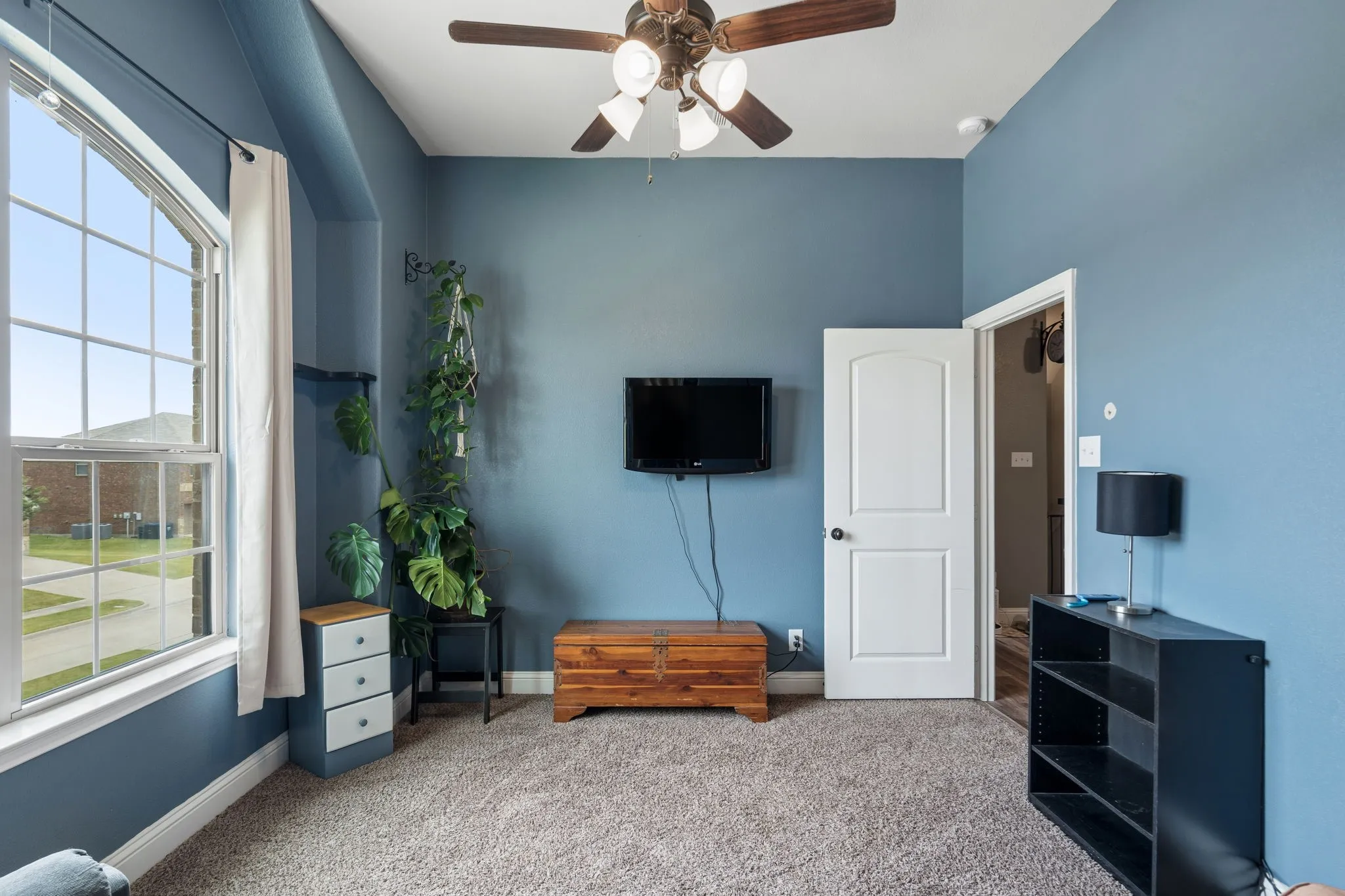 Single Family Residence For Rent in Kaufman County , 127 Hillcrest Way, Crandall, Texas 75114, 4 Bedroom, 4 Bathroom, 2 Garage spaces, 2,686 Sqft, built in 2017, mls#21329178, Real Estate Agent in Crandall, Homes For Rent in Kaufman county, Homes For Rent in Crandall, Realtor in Crandall Texas, Real Estate Brokerage Independent Realty Texas, Luminita Cordes Realtor
