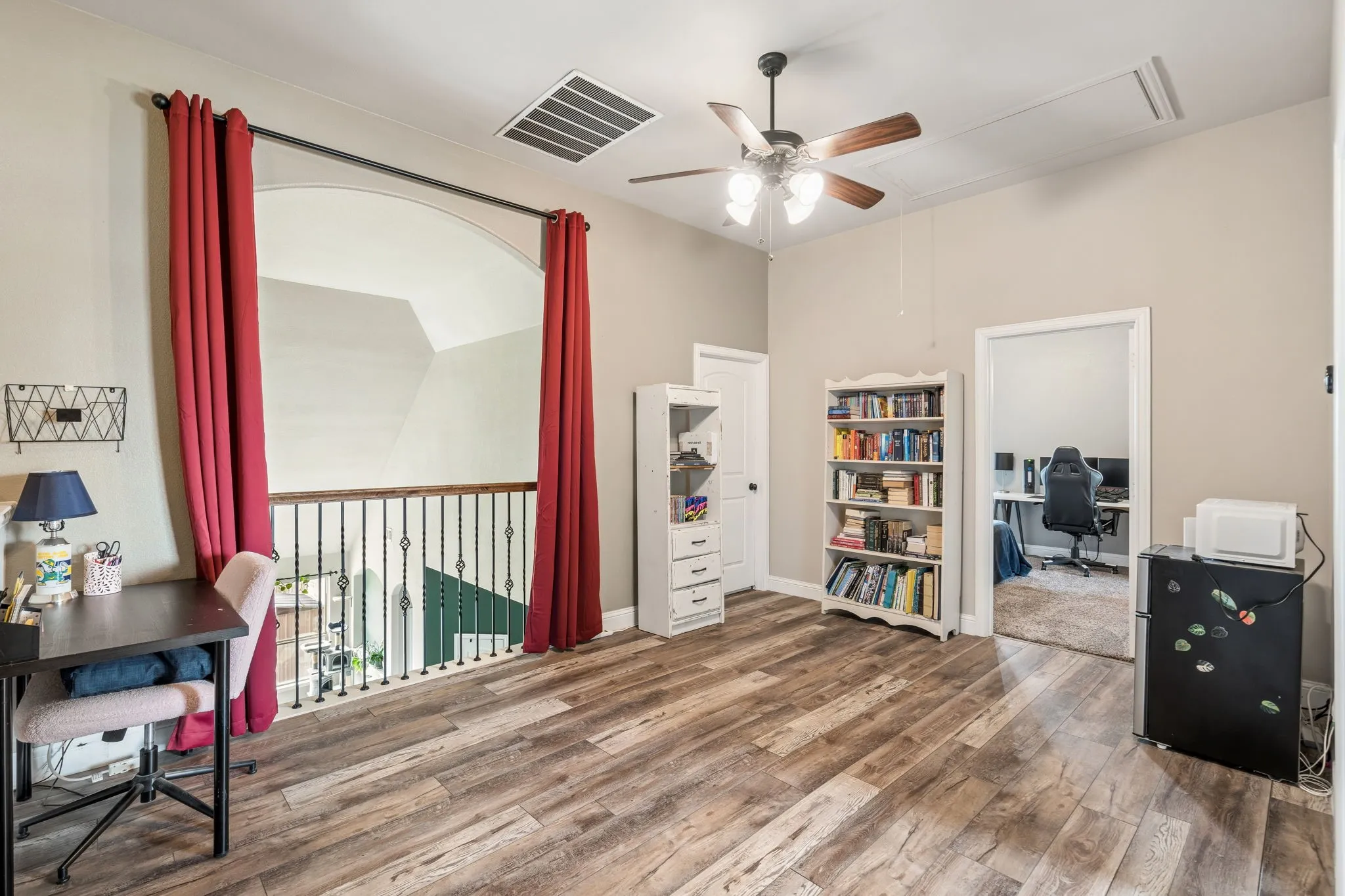 Single Family Residence For Rent in Kaufman County , 127 Hillcrest Way, Crandall, Texas 75114, 4 Bedroom, 4 Bathroom, 2 Garage spaces, 2,686 Sqft, built in 2017, mls#21329178, Real Estate Agent in Crandall, Homes For Rent in Kaufman county, Homes For Rent in Crandall, Realtor in Crandall Texas, Real Estate Brokerage Independent Realty Texas, Luminita Cordes Realtor