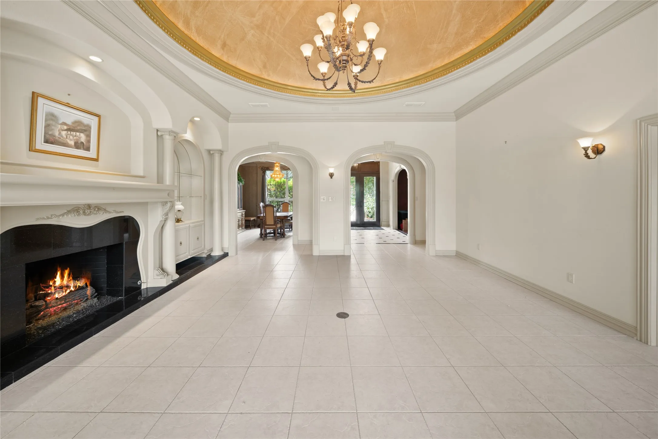 Single Family Residence For Sale in Smith County , 7402 Hollytree Drive, Tyler, Texas 75703, 4 Bedrooms, 4 Bathrooms, 8 Garage spaces, 6,676 Sqft, built in 1998, Price $995,000, mls#21330783, Real Estate Agent in Tyler, Homes For Sale in Smith county, Homes For Sale in Tyler, Realtor in Tyler Texas, Real Estate Brokerage Independent Realty Texas, Luminita Cordes Realtor
